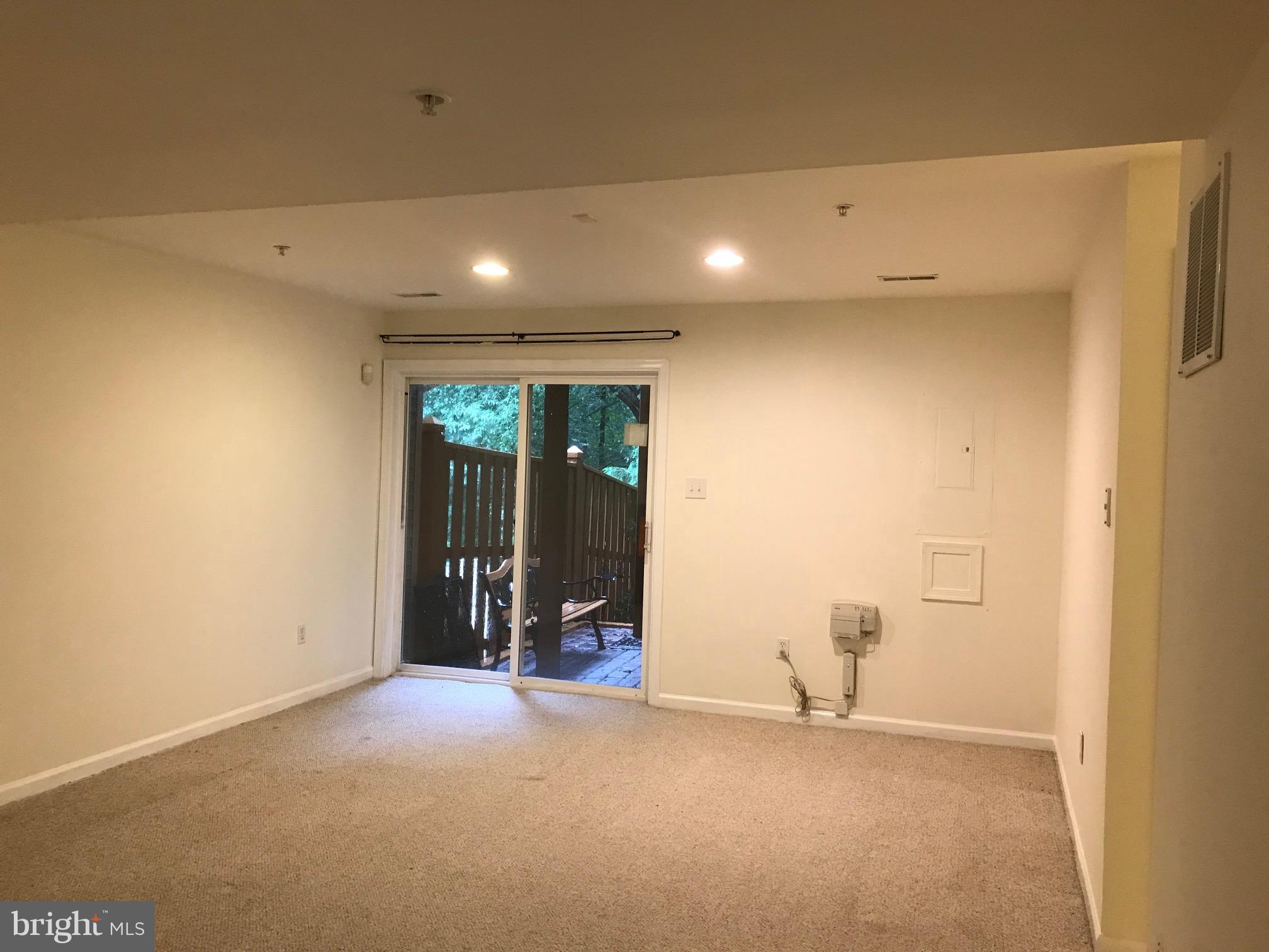 HOYLES MILL VILLAGE - Residential Lease