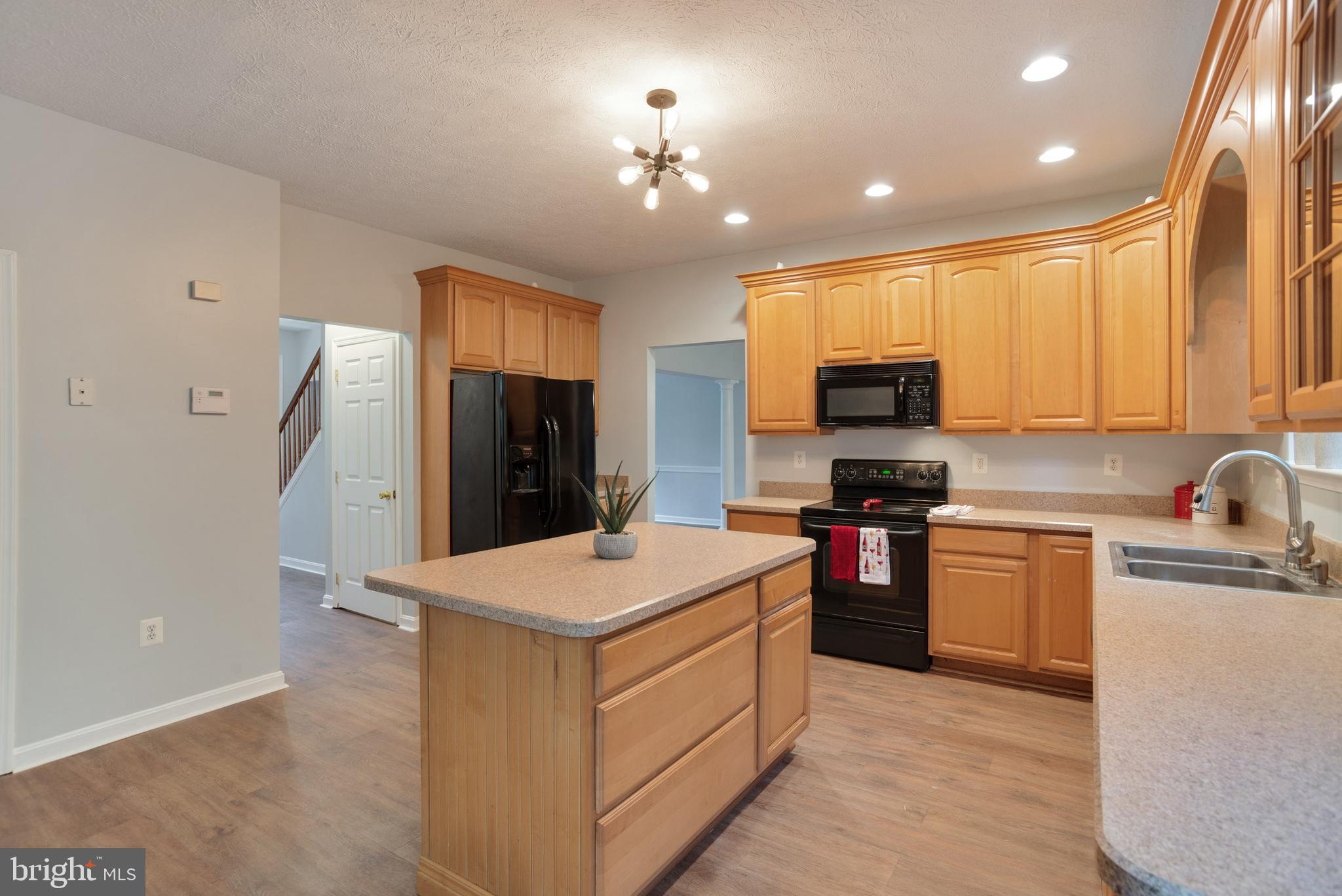 EASTERN HILLS - Residential