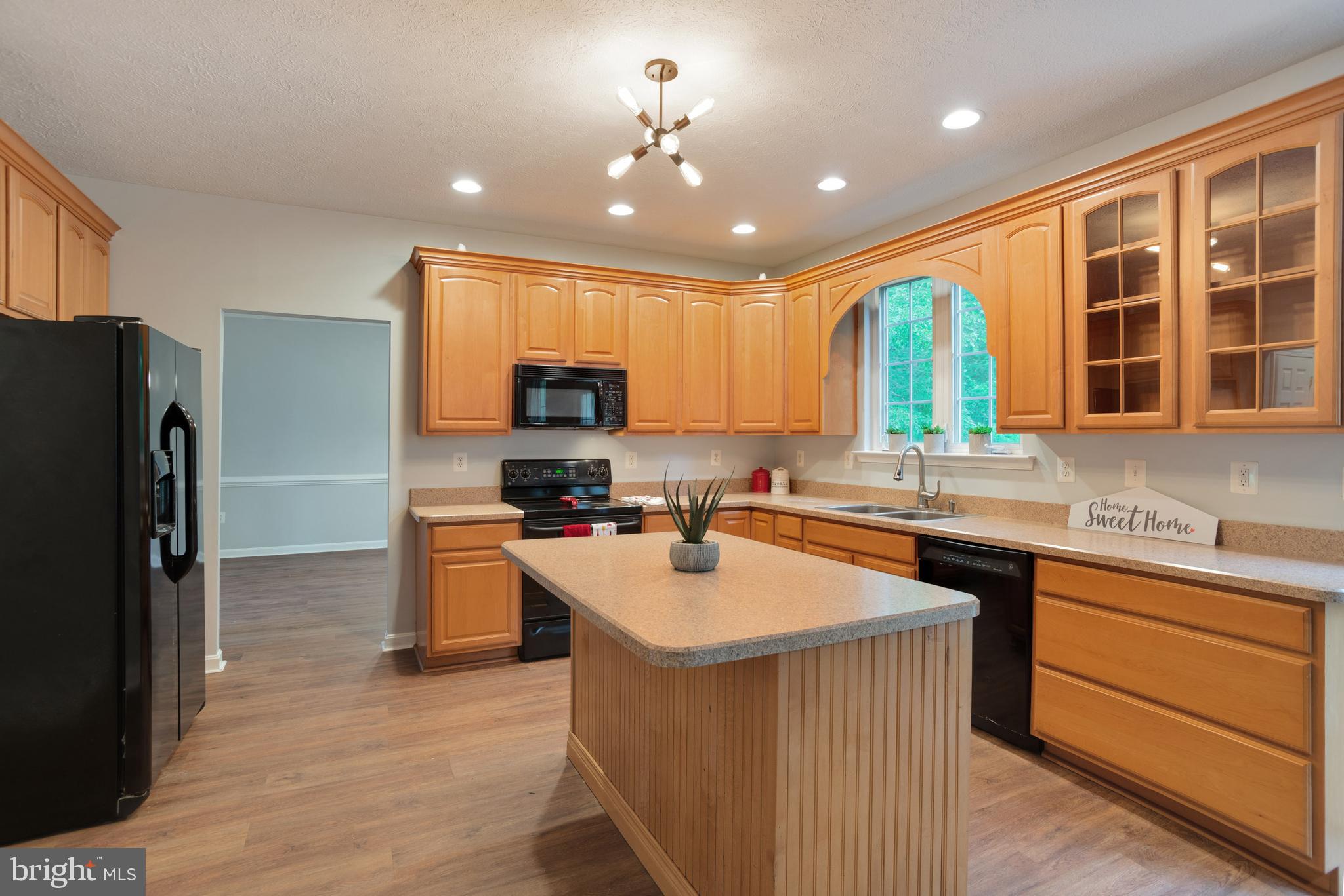 EASTERN HILLS - Residential