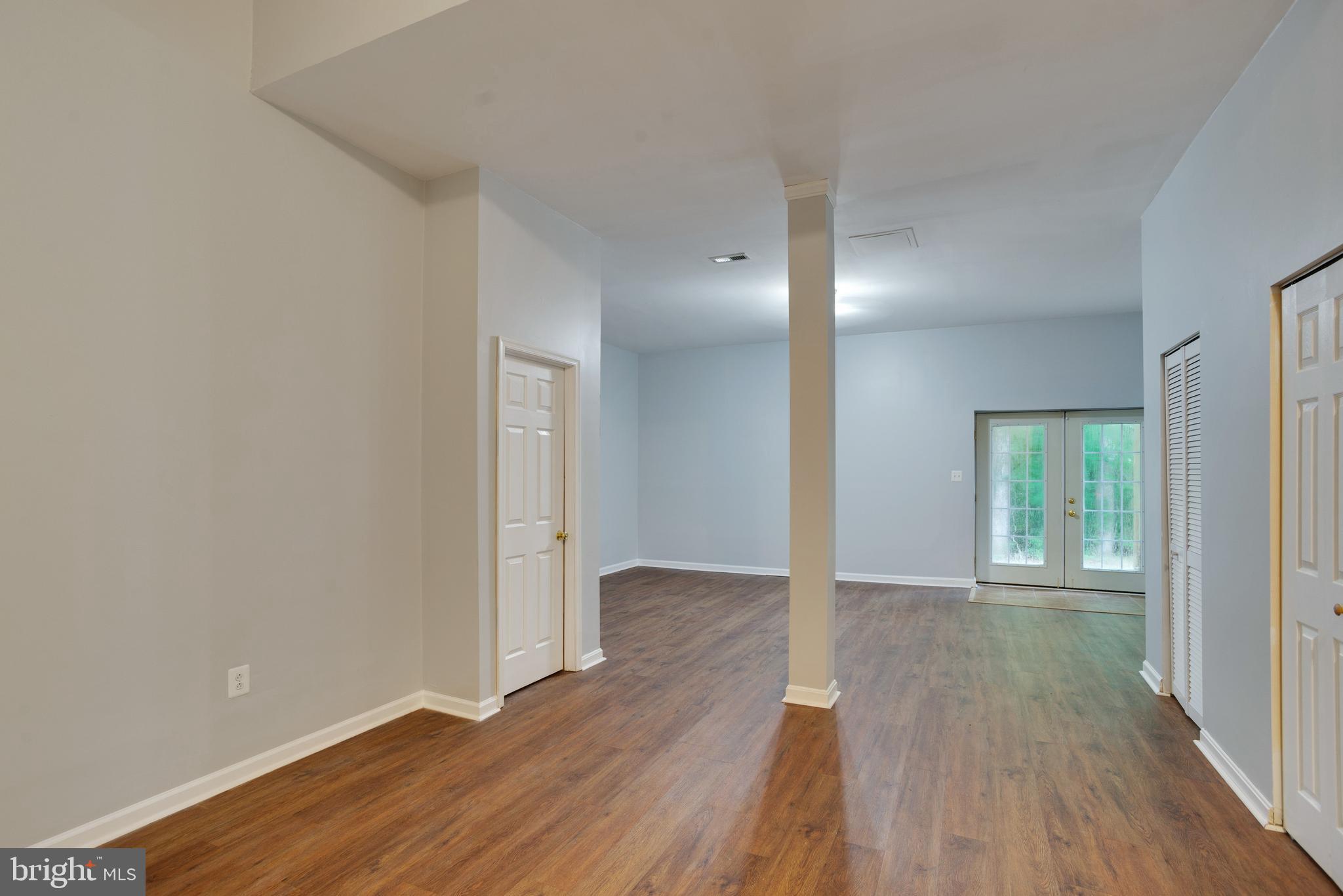 EASTERN HILLS - Residential