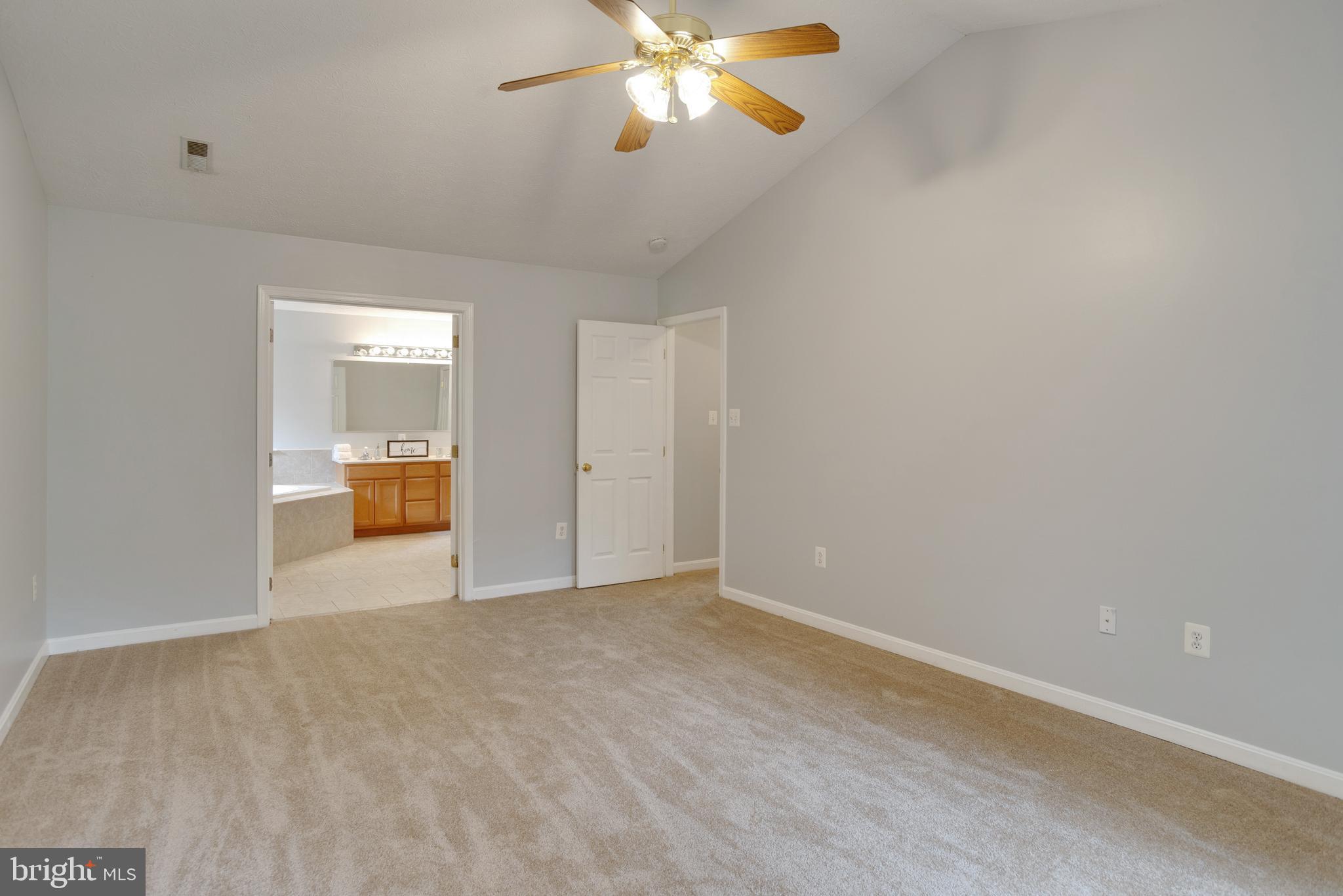 EASTERN HILLS - Residential