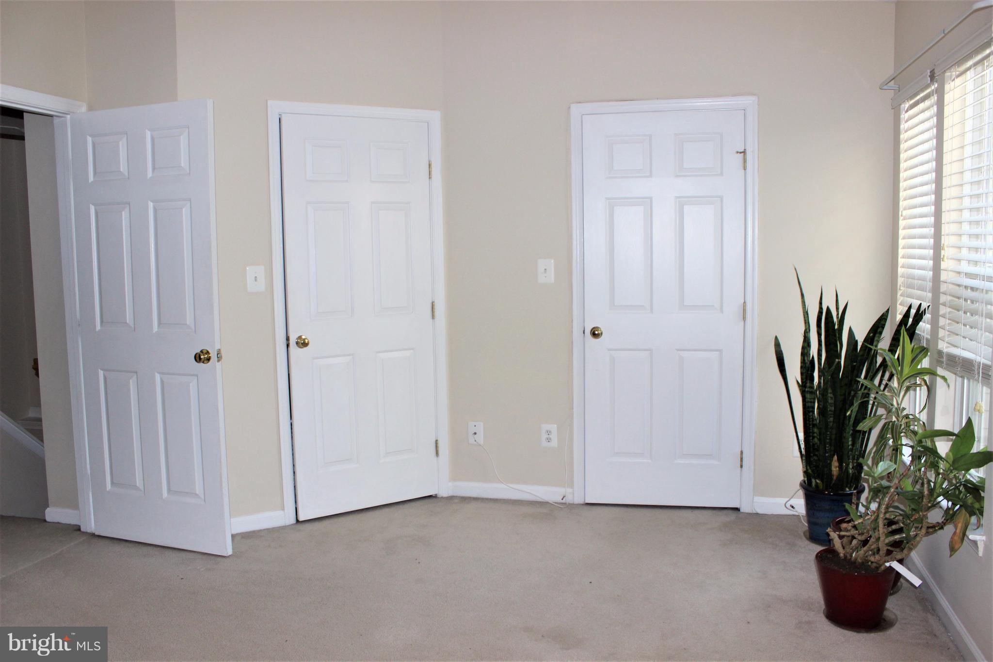 GREENHILL CROSSING - Residential Lease