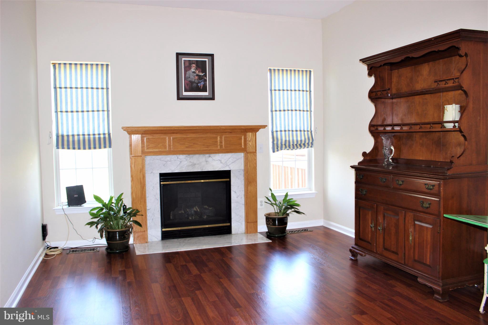 GREENHILL CROSSING - Residential Lease