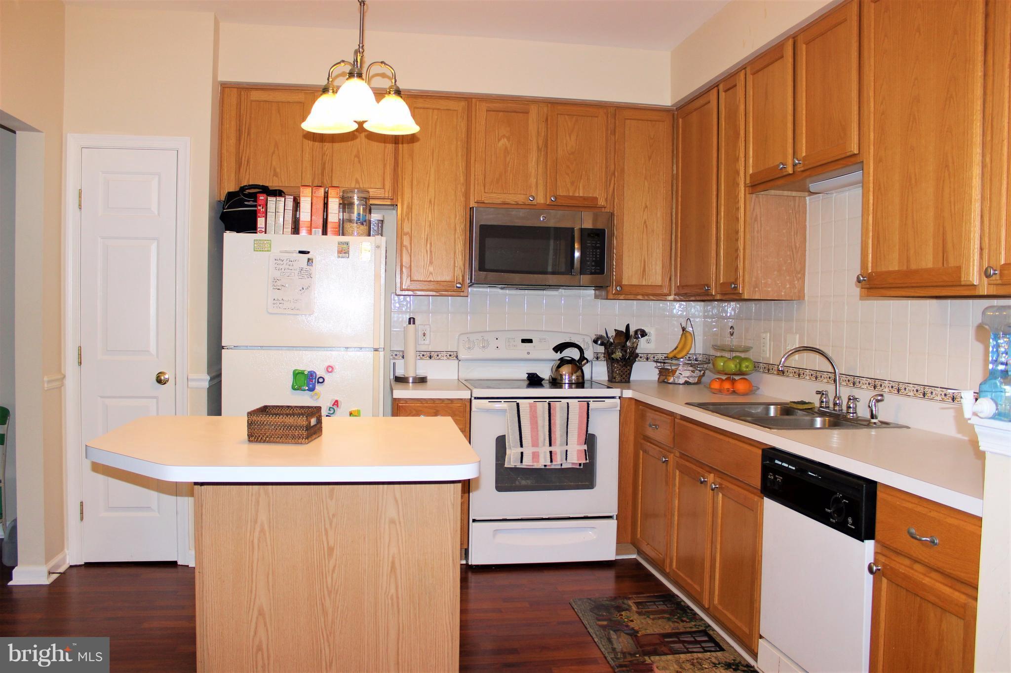 GREENHILL CROSSING - Residential Lease