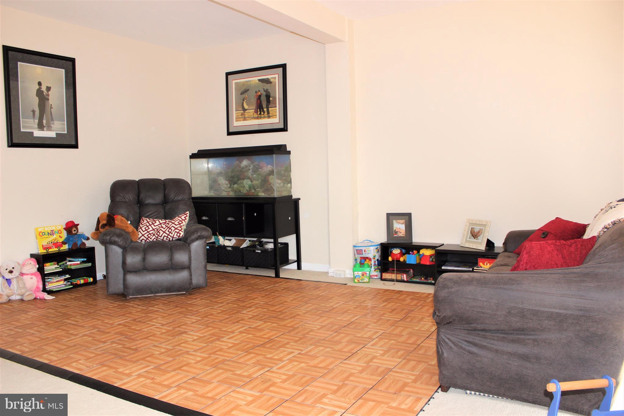 GREENHILL CROSSING - Residential Lease