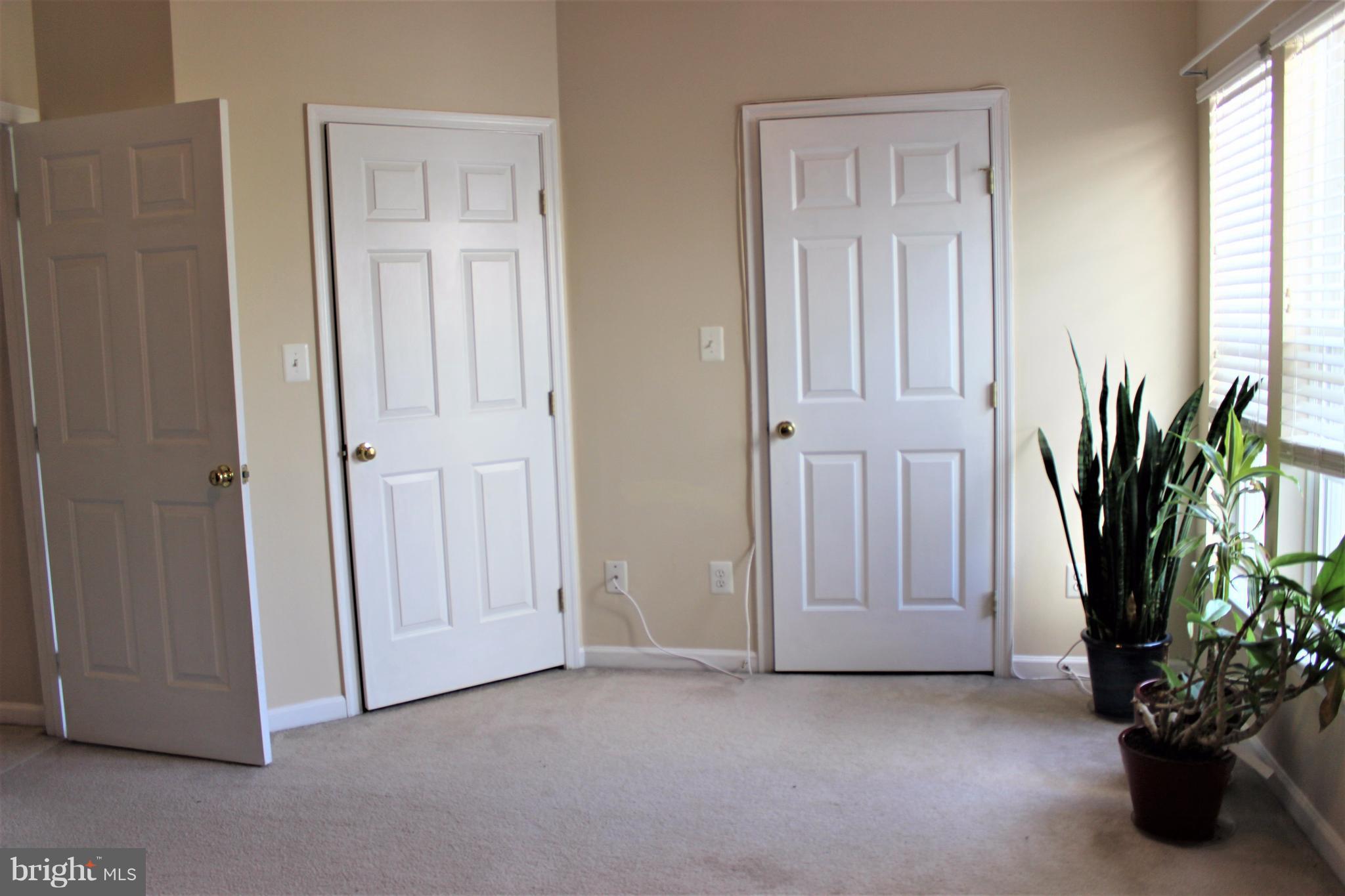 GREENHILL CROSSING - Residential Lease