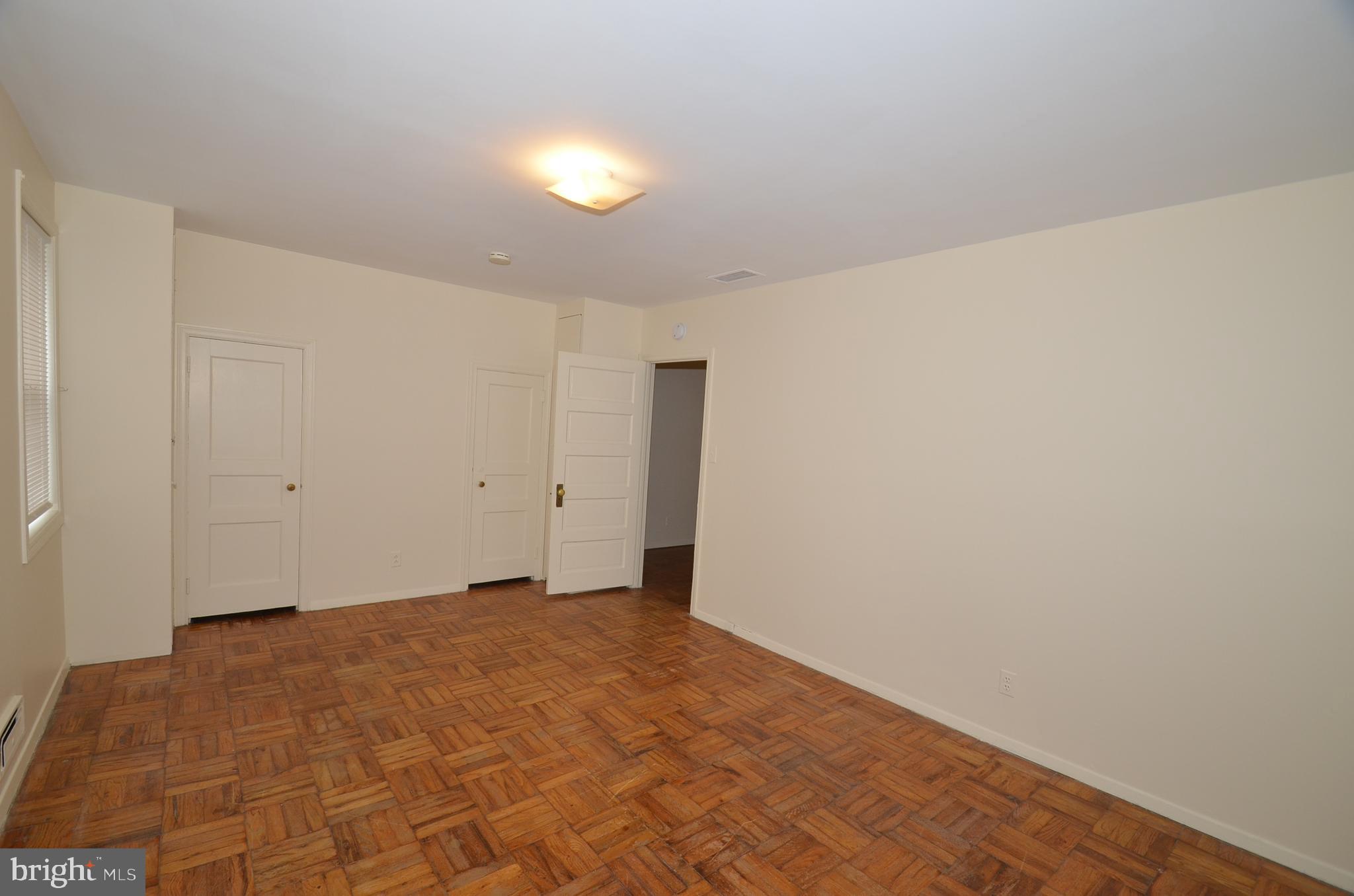 ELKRIDGE HEIGHTS - Residential Lease