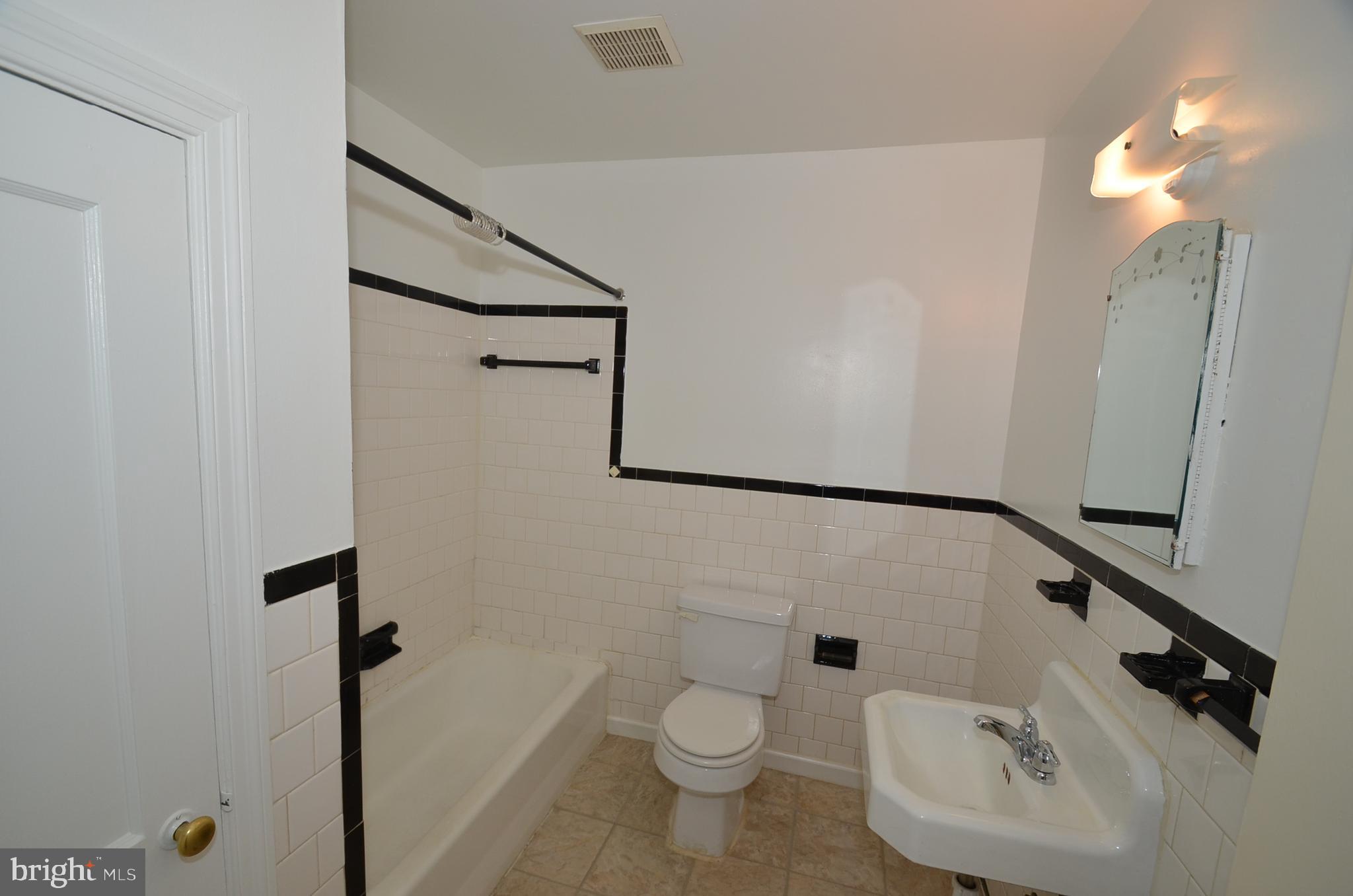 ELKRIDGE HEIGHTS - Residential Lease