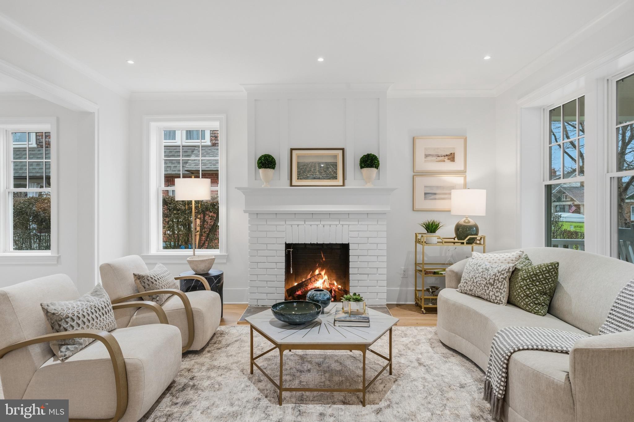 ROSEMONT - Residential