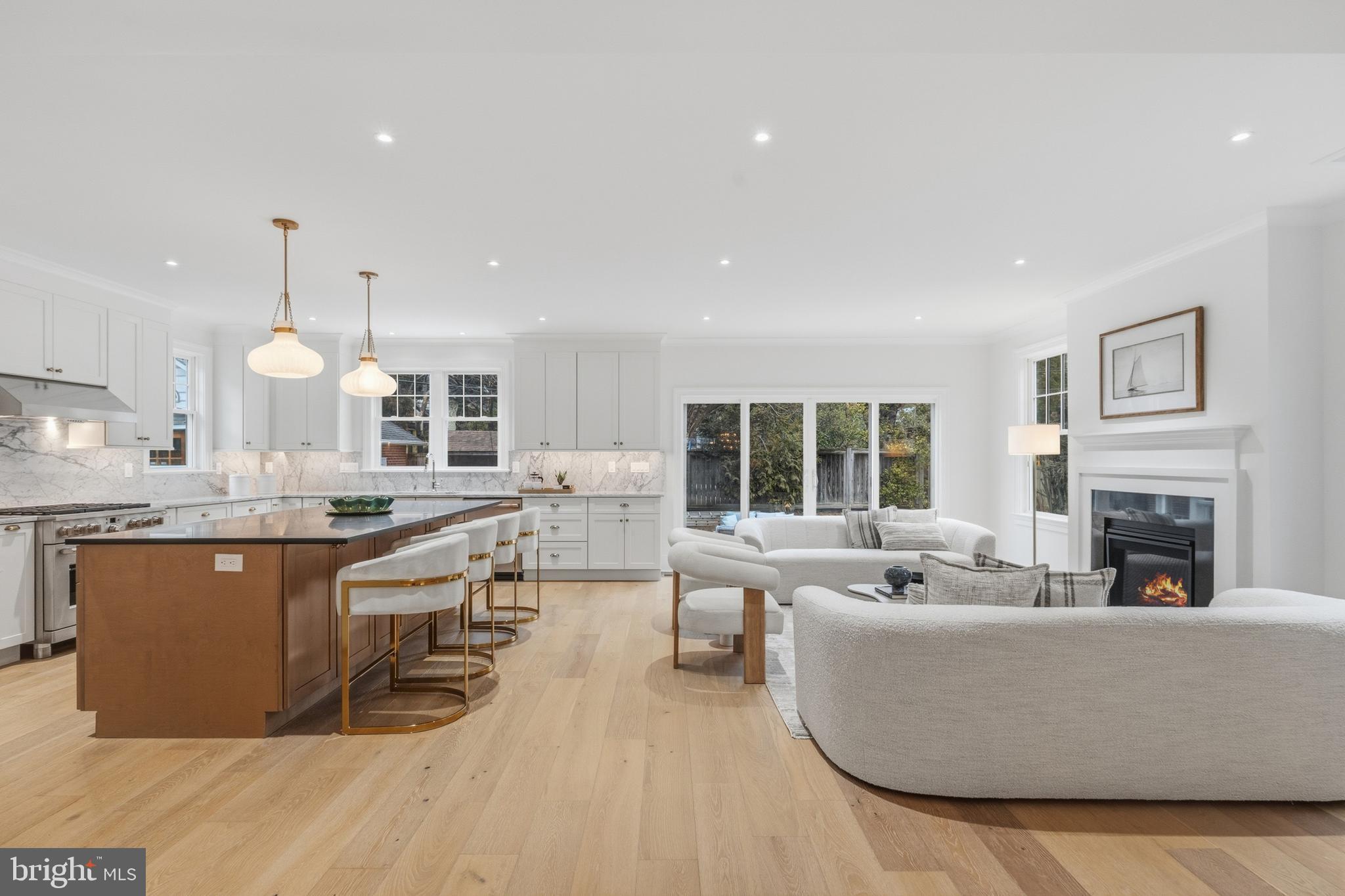 ROSEMONT - Residential