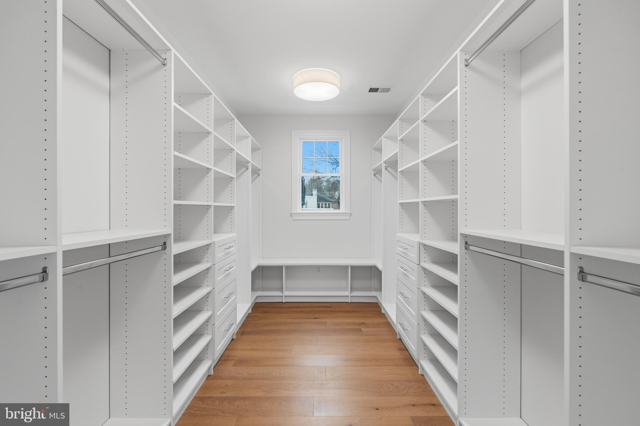 ROSEMONT - Residential