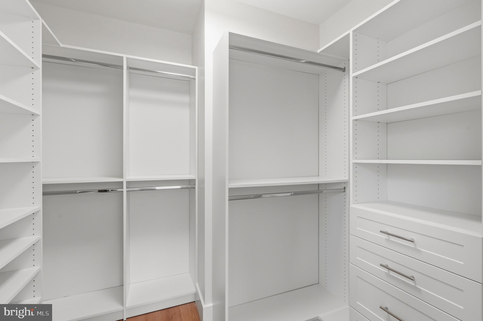 ROSEMONT - Residential