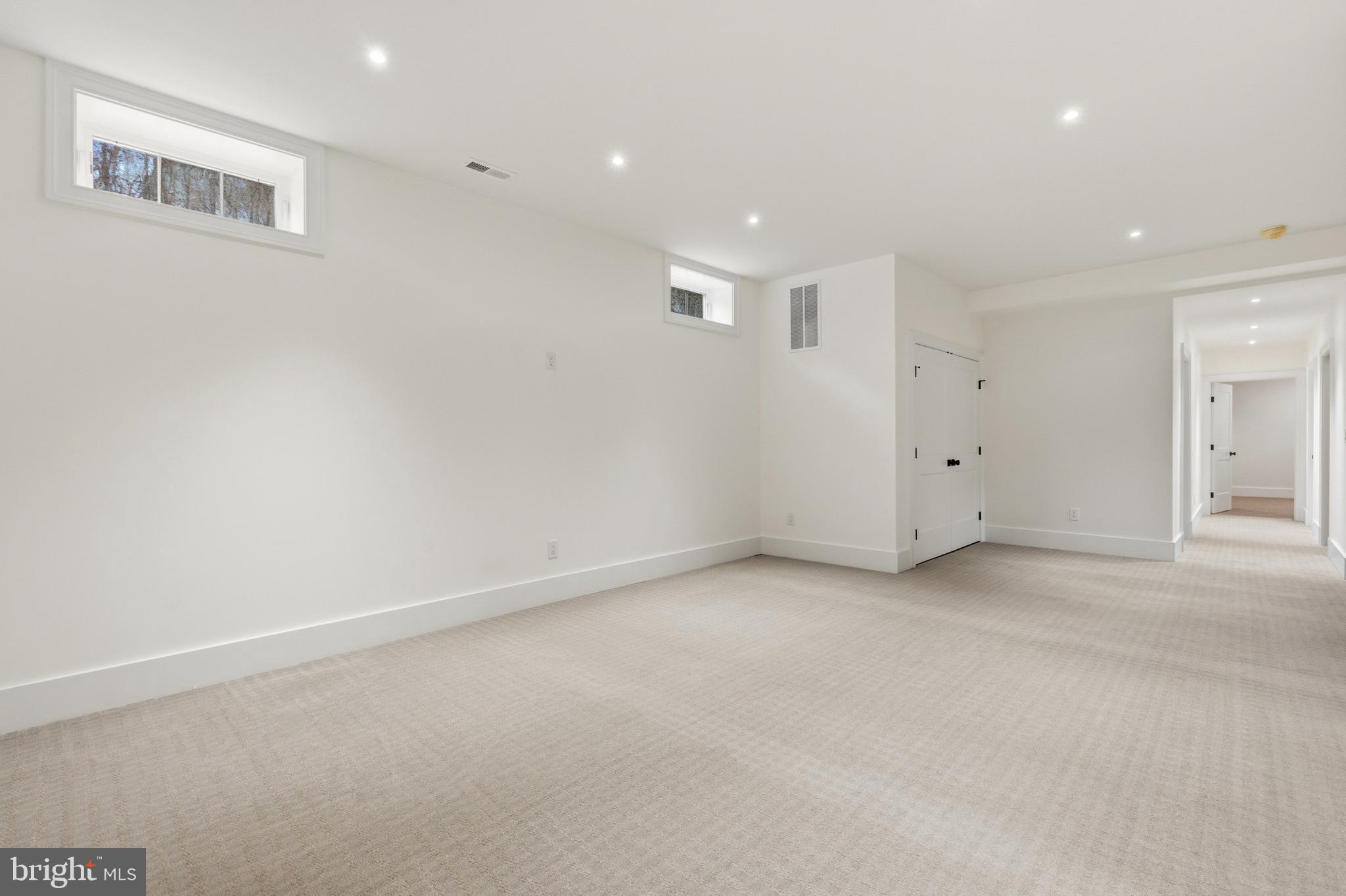 ROSEMONT - Residential