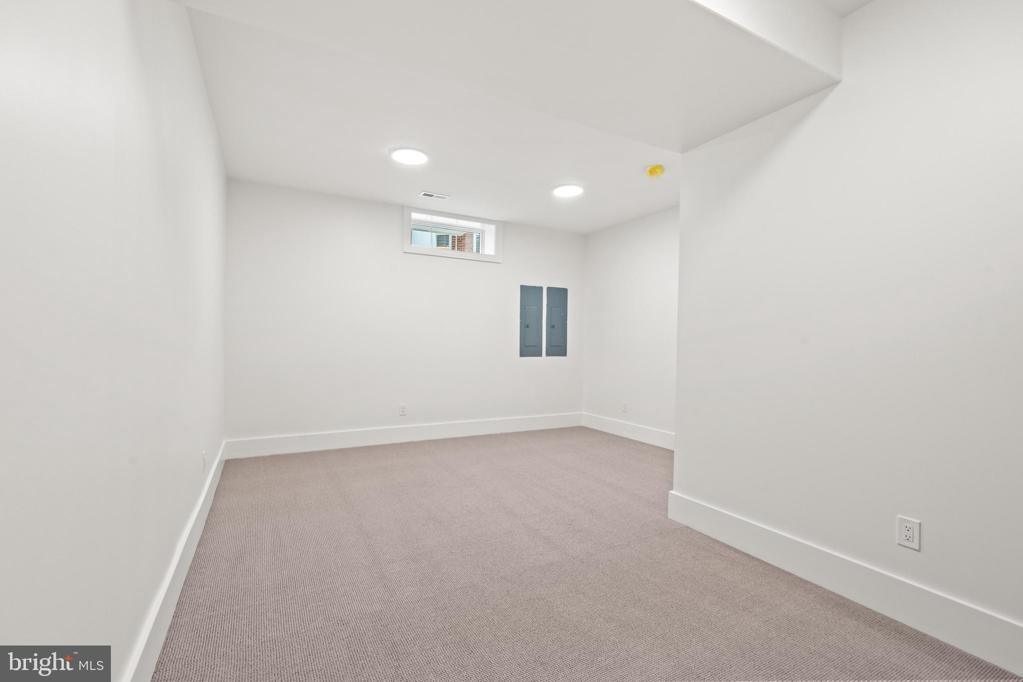 ROSEMONT - Residential