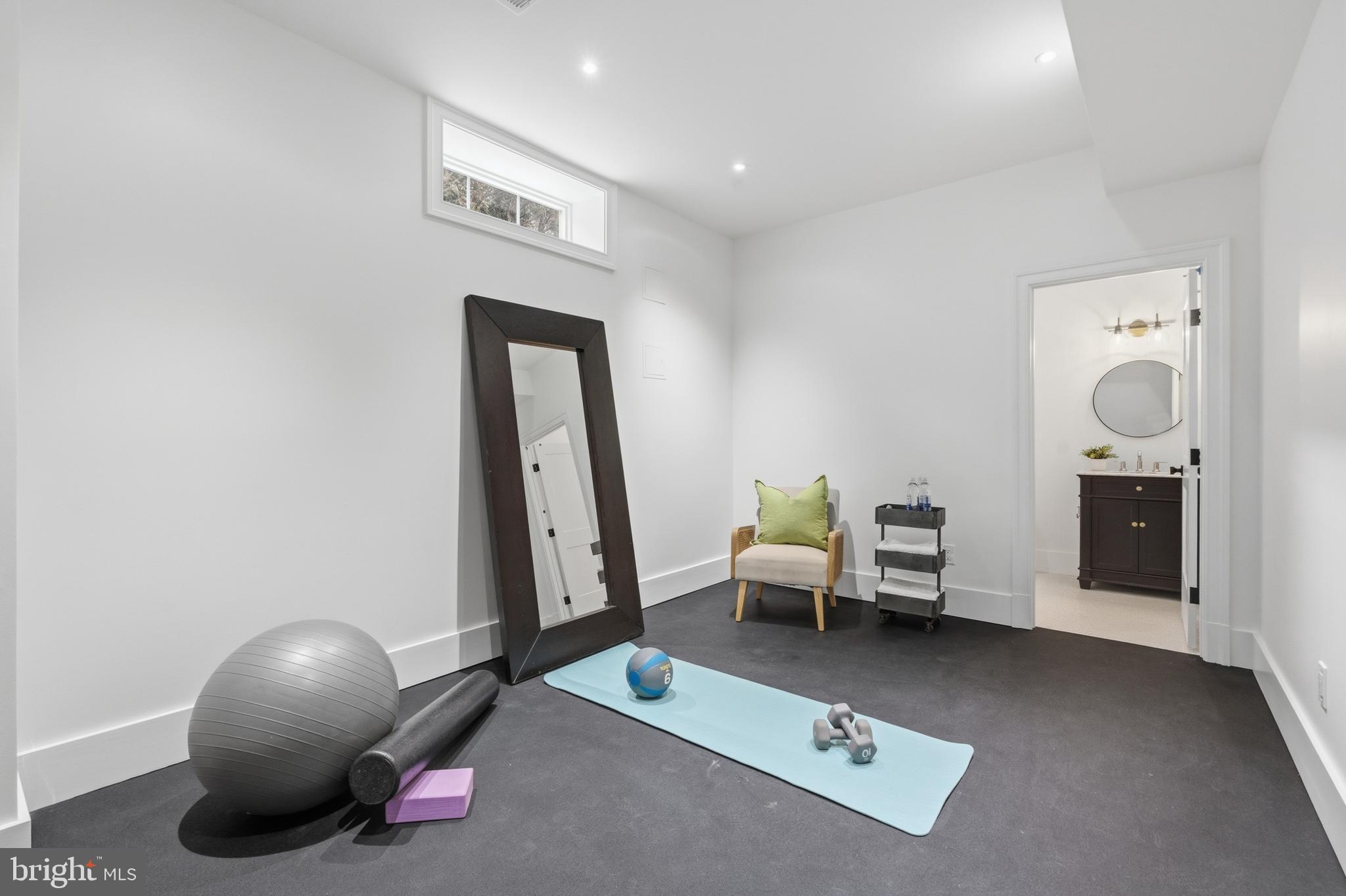 ROSEMONT - Residential