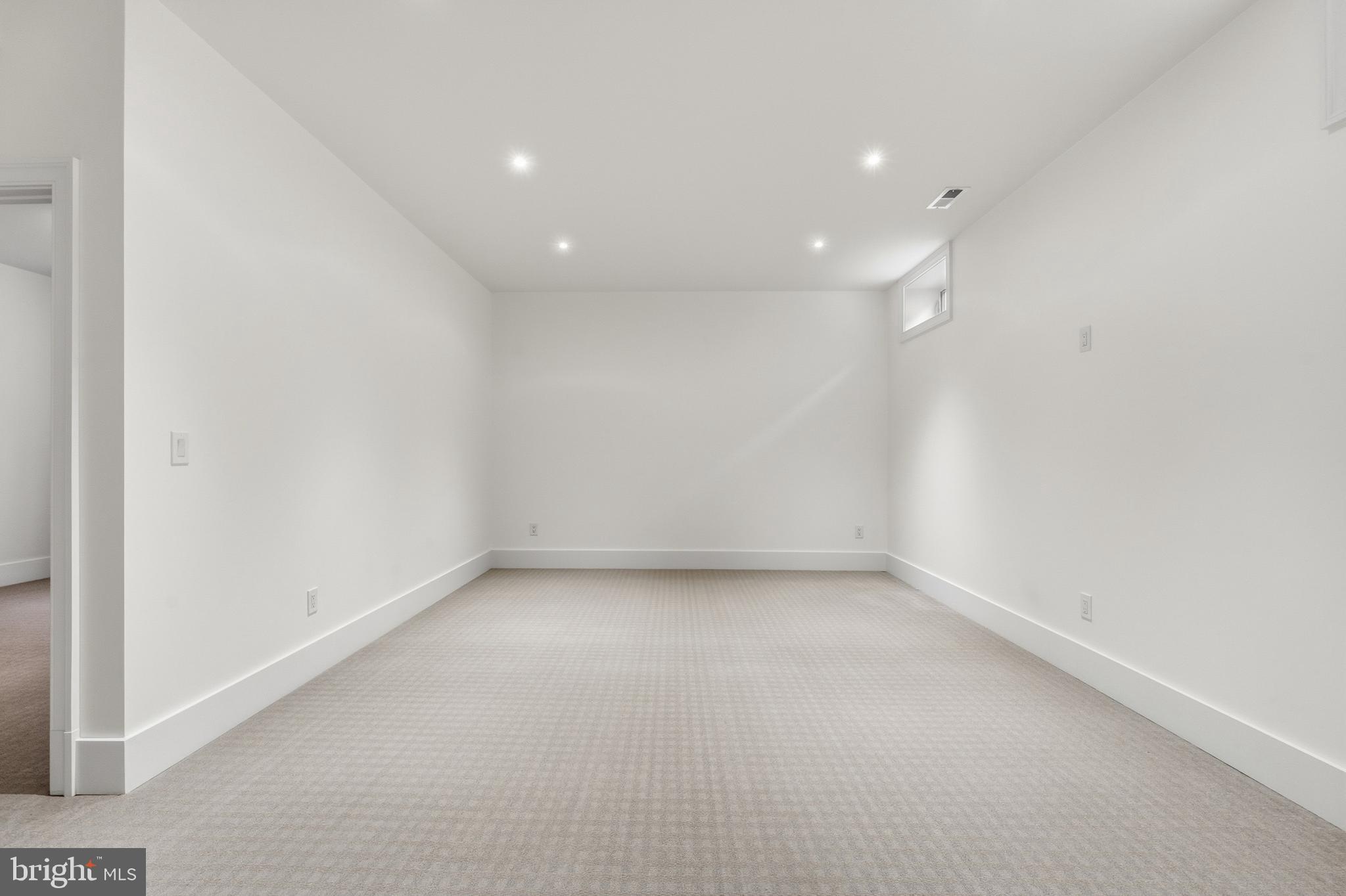 ROSEMONT - Residential