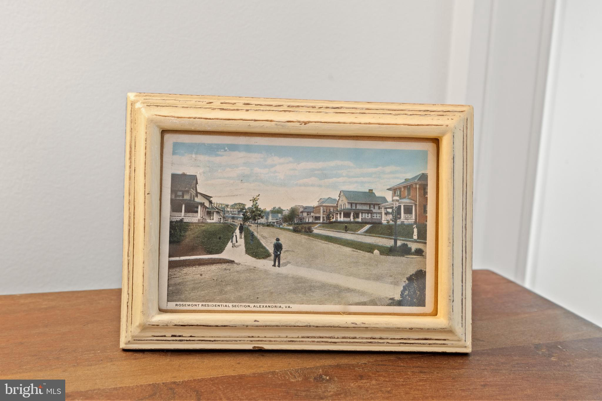 ROSEMONT - Residential