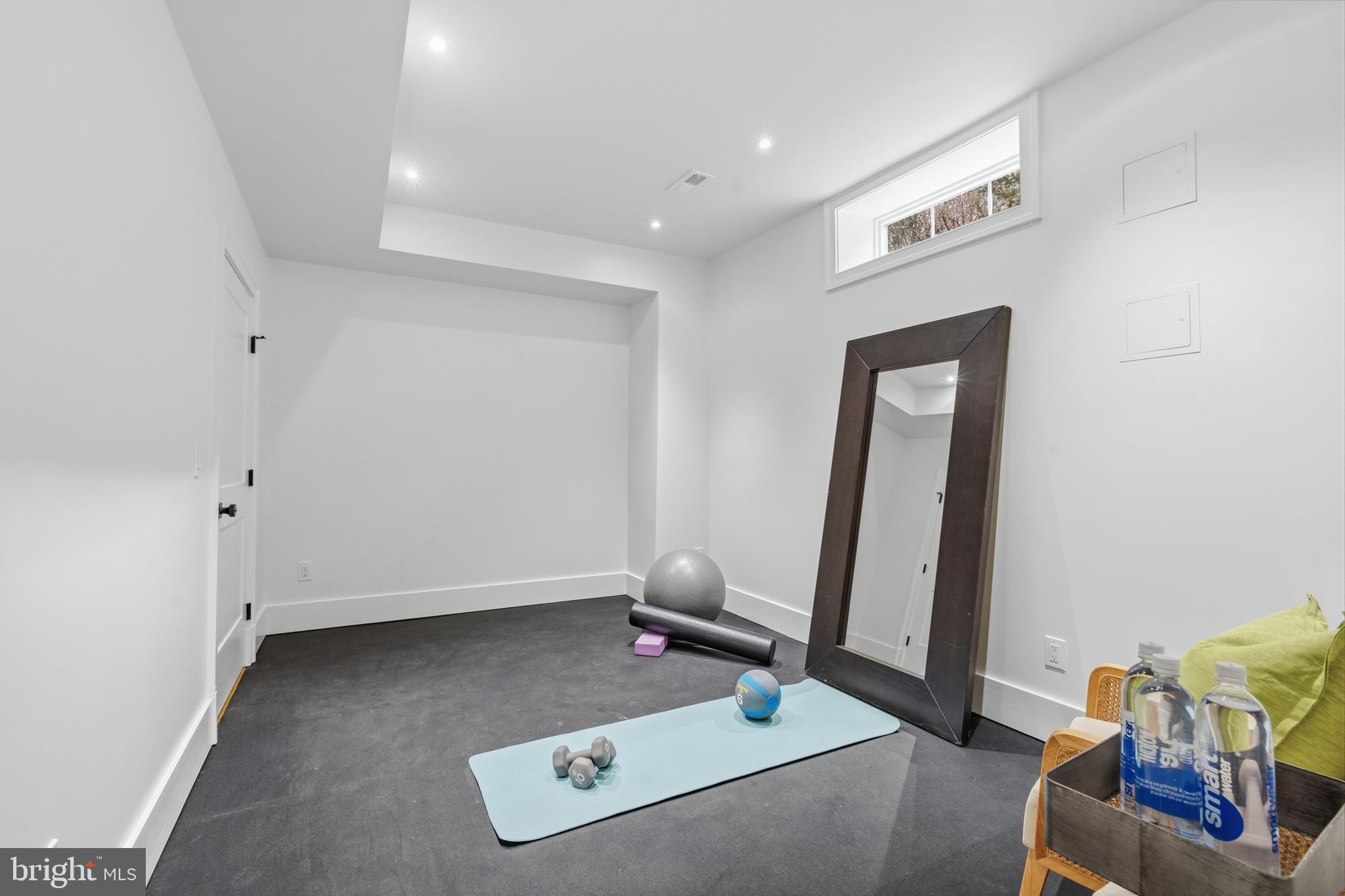 ROSEMONT - Residential