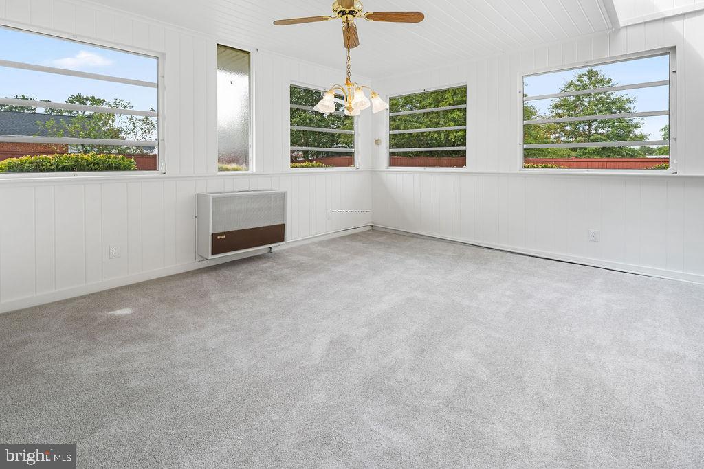 OAKVIEW - Residential