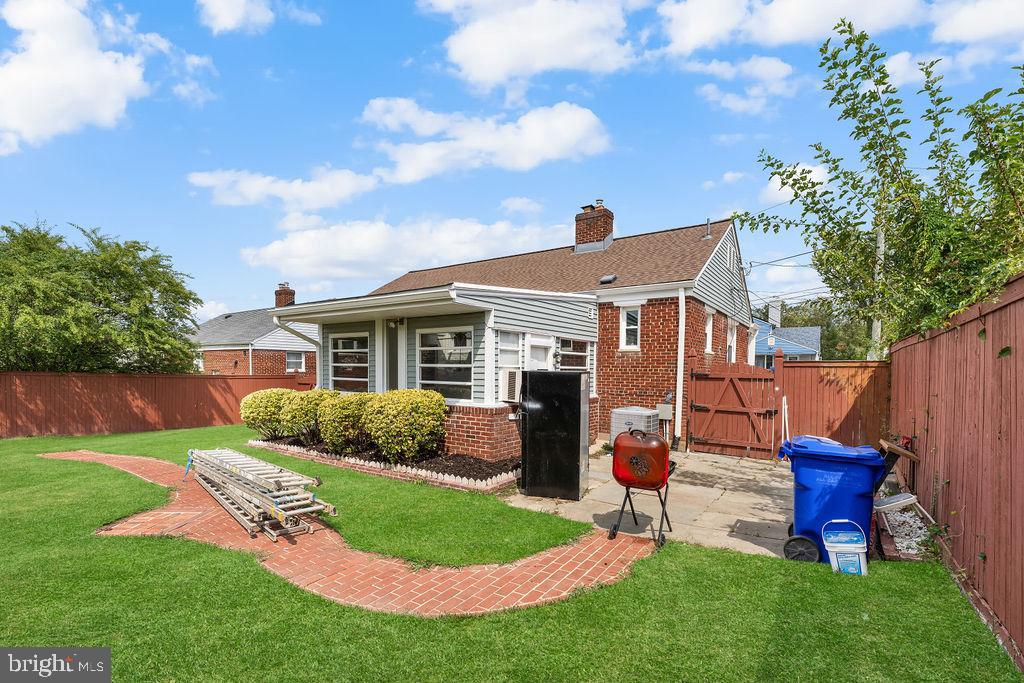 OAKVIEW - Residential