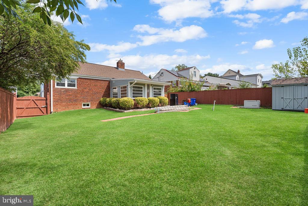 OAKVIEW - Residential