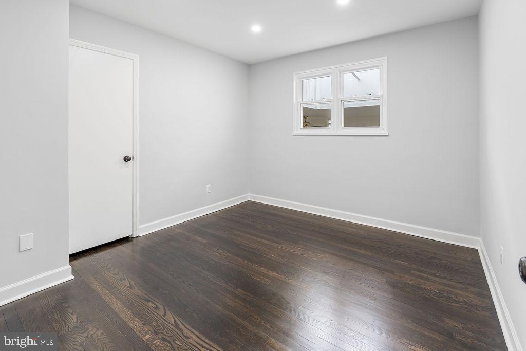 OAKVIEW - Residential