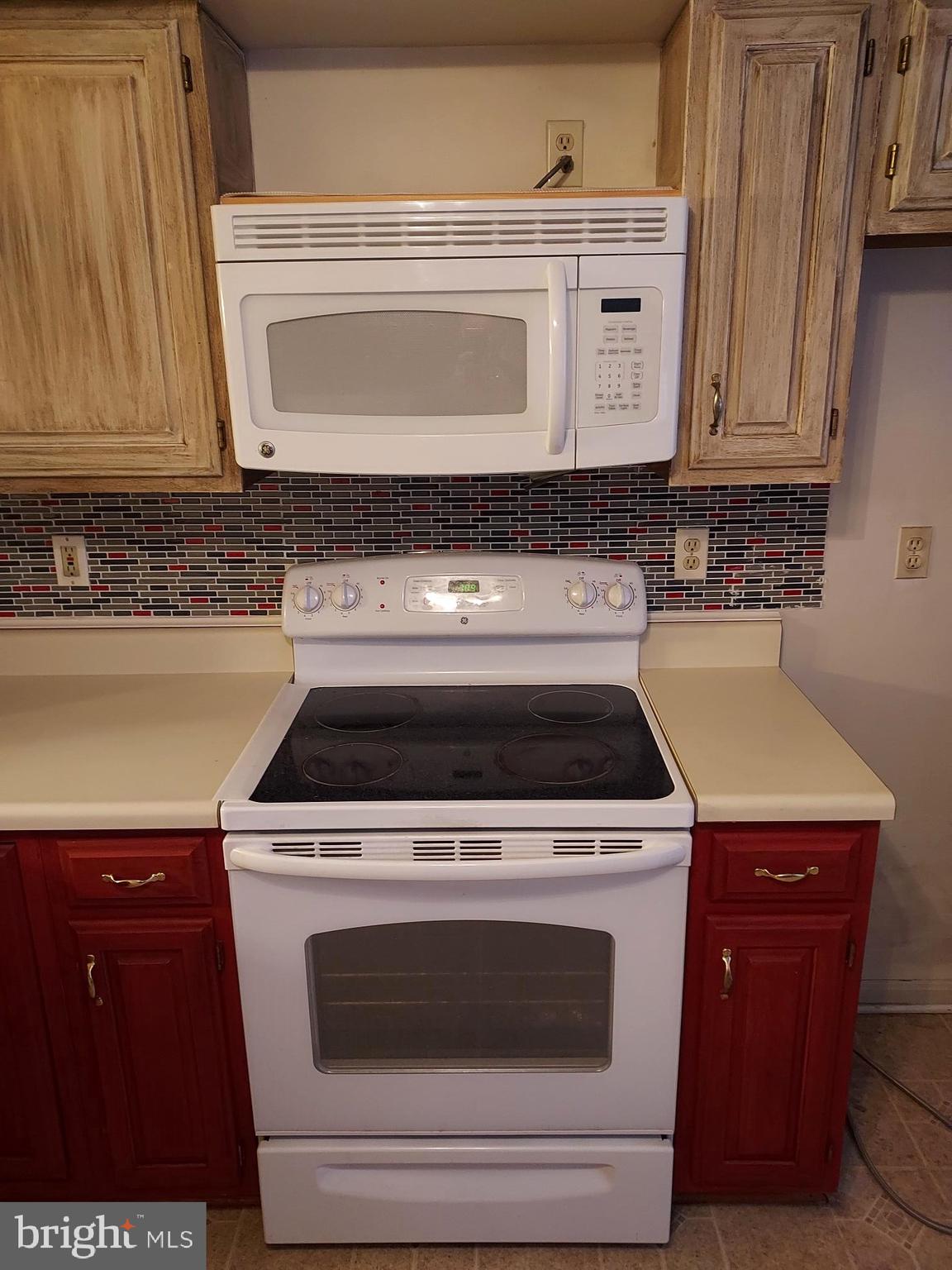 FURNACE HILLS - Residential