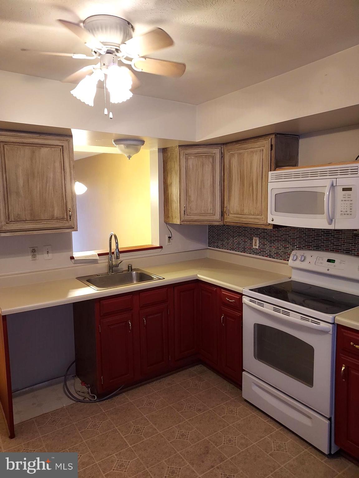 FURNACE HILLS - Residential