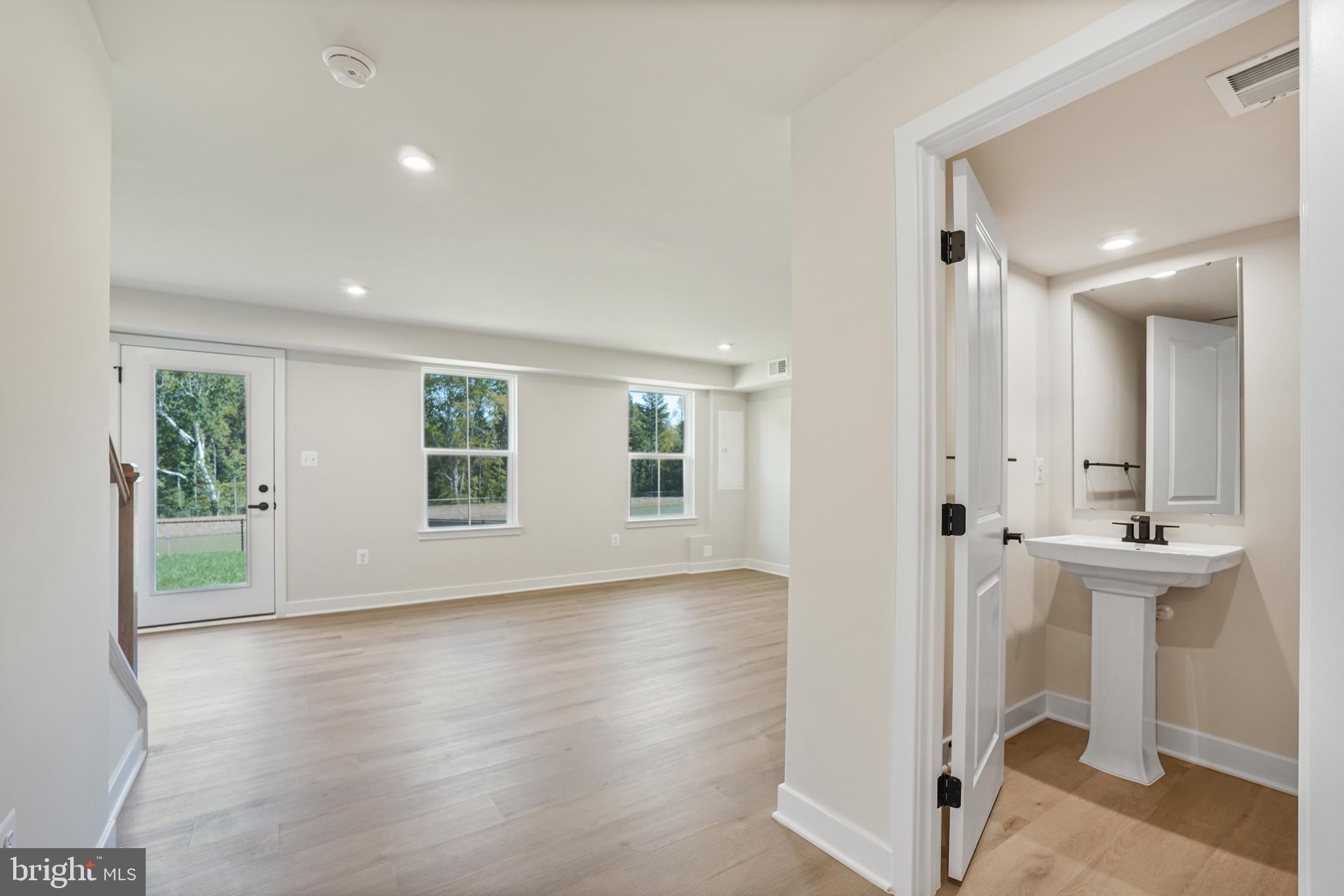 1400 CRESTED IRIS DRIVE