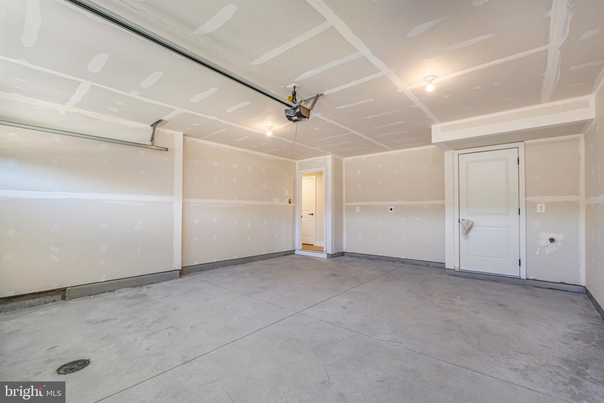 1400 CRESTED IRIS DRIVE