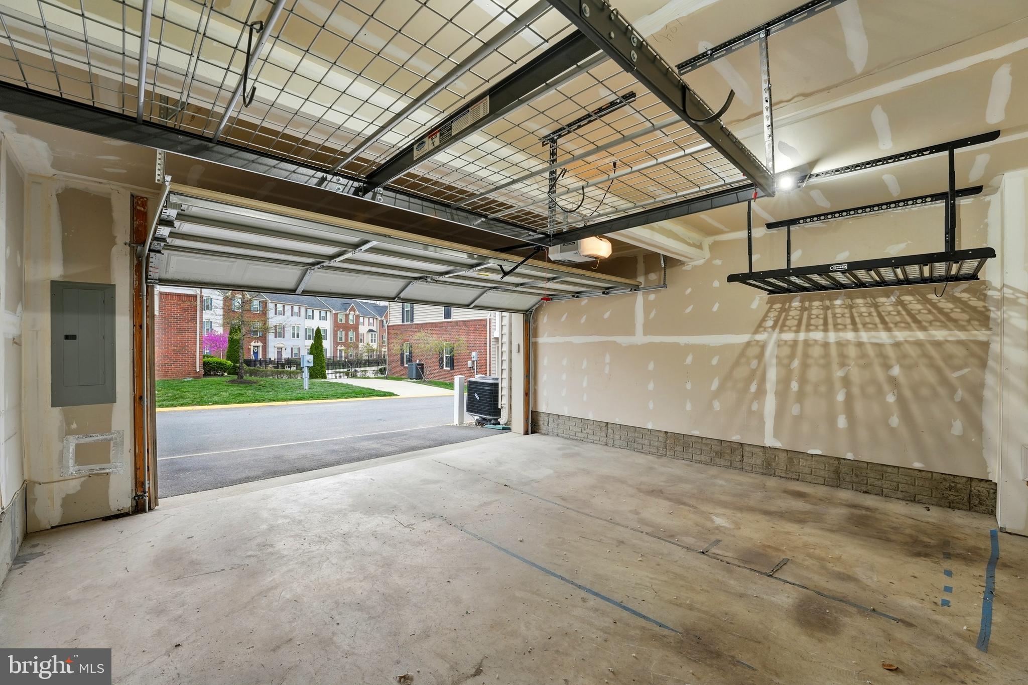 HEATHCOTE COMMONS - Residential