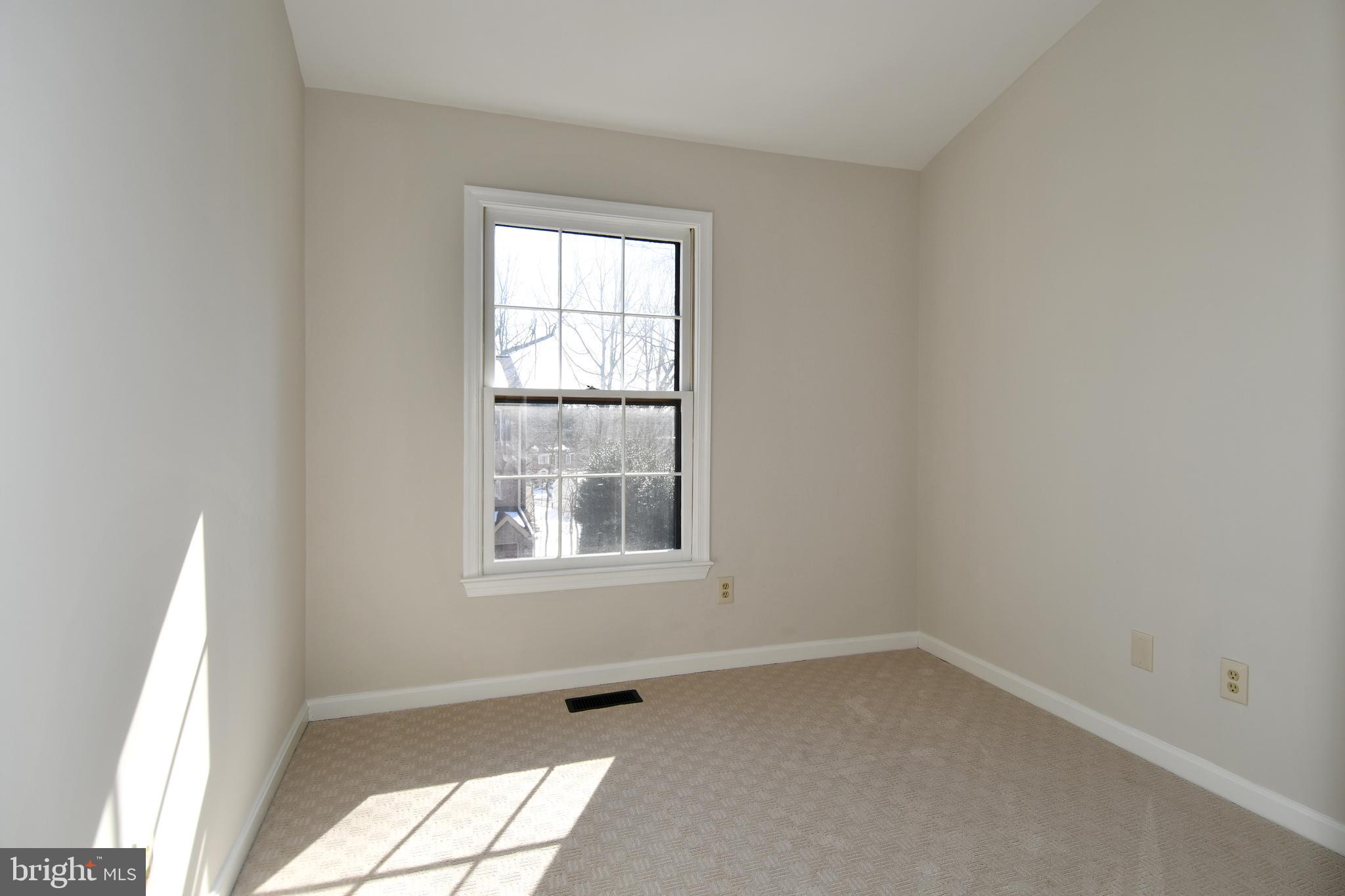 POTOMAC GROVE - Residential