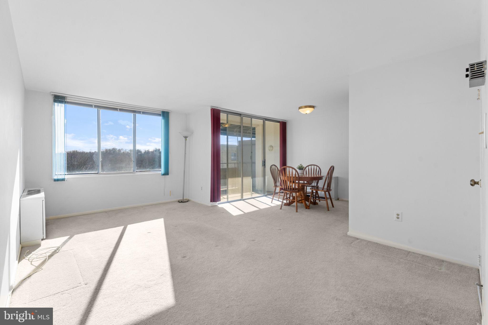 RIVER TOWERS - Residential