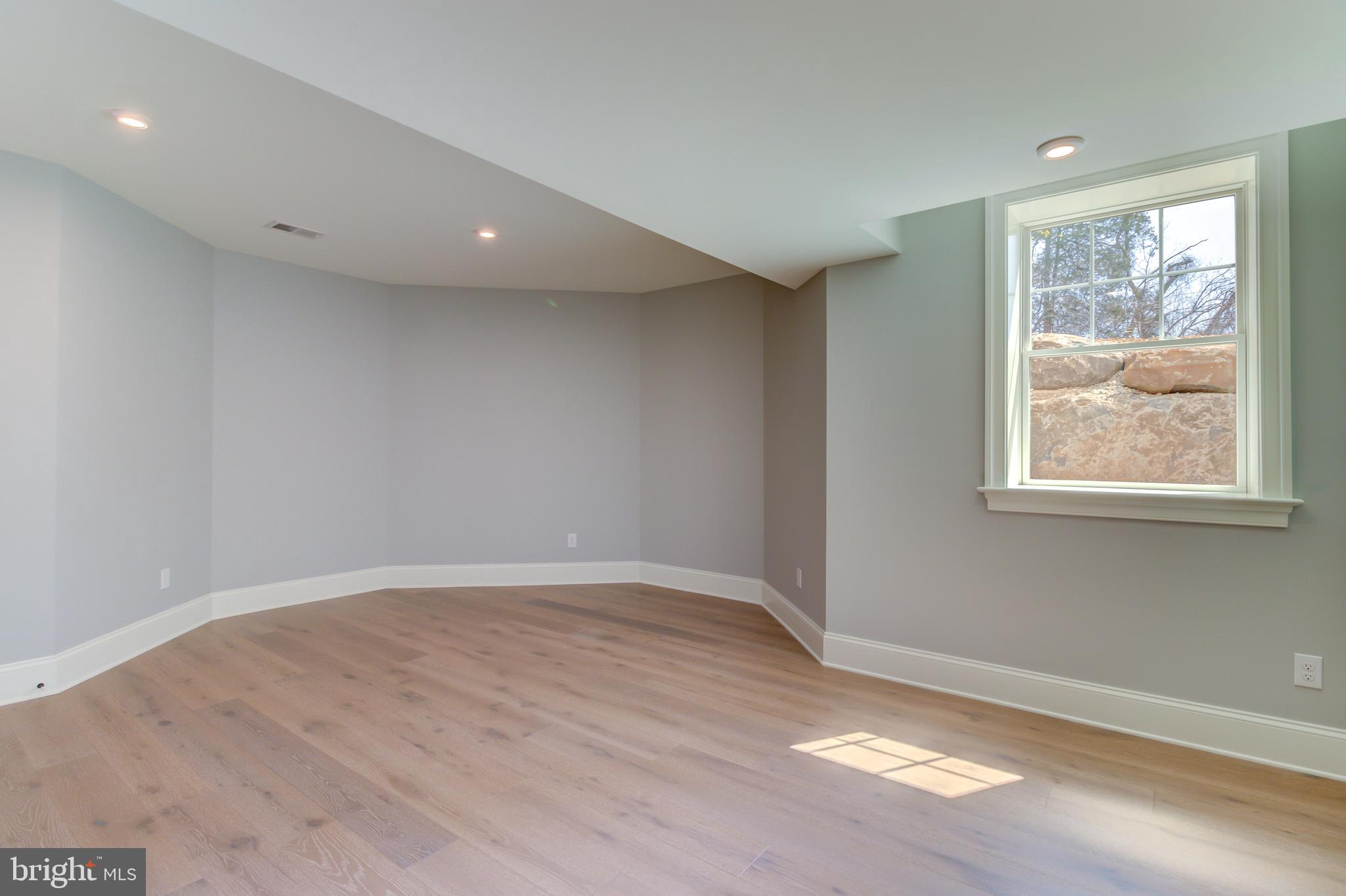 BOXWOOD HILL AT WAYNE - Residential