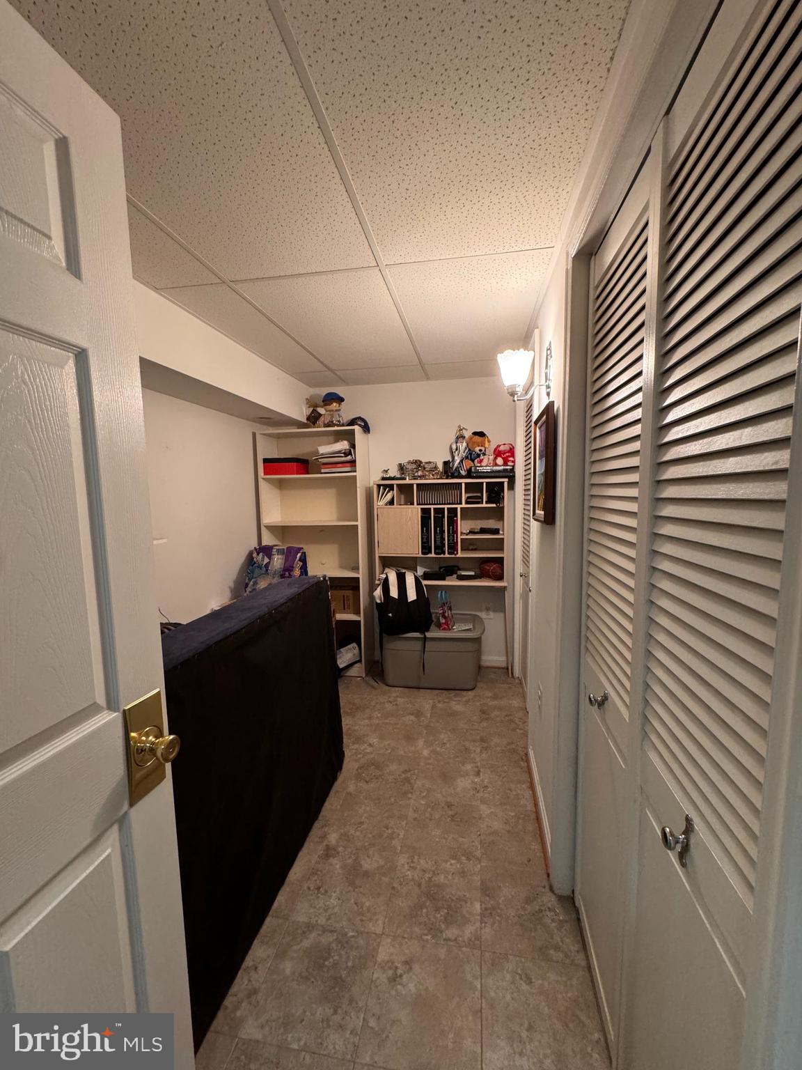 LEWIS HILLS - Residential