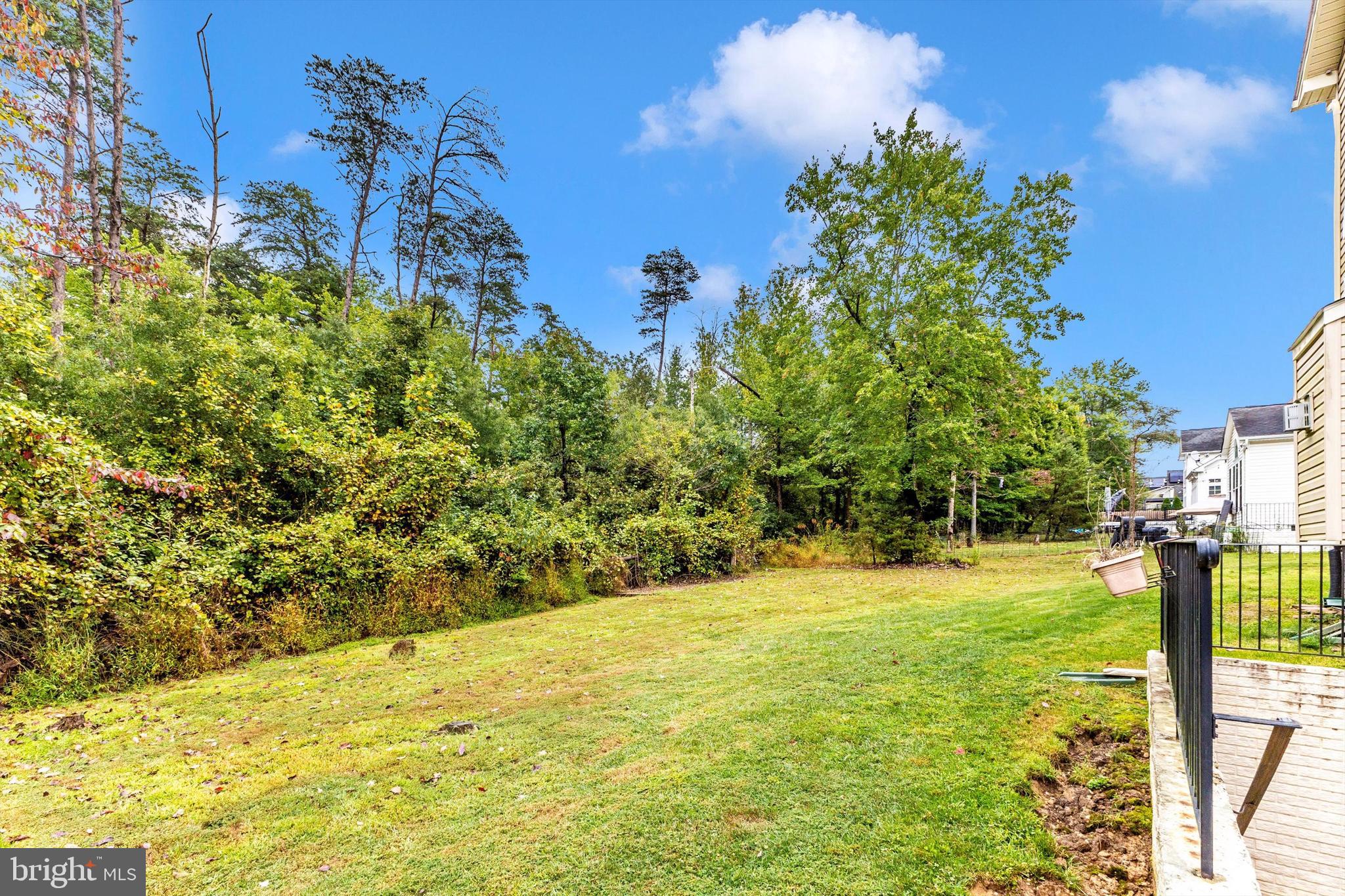 CROSS CREEK CLUB - Residential Lease