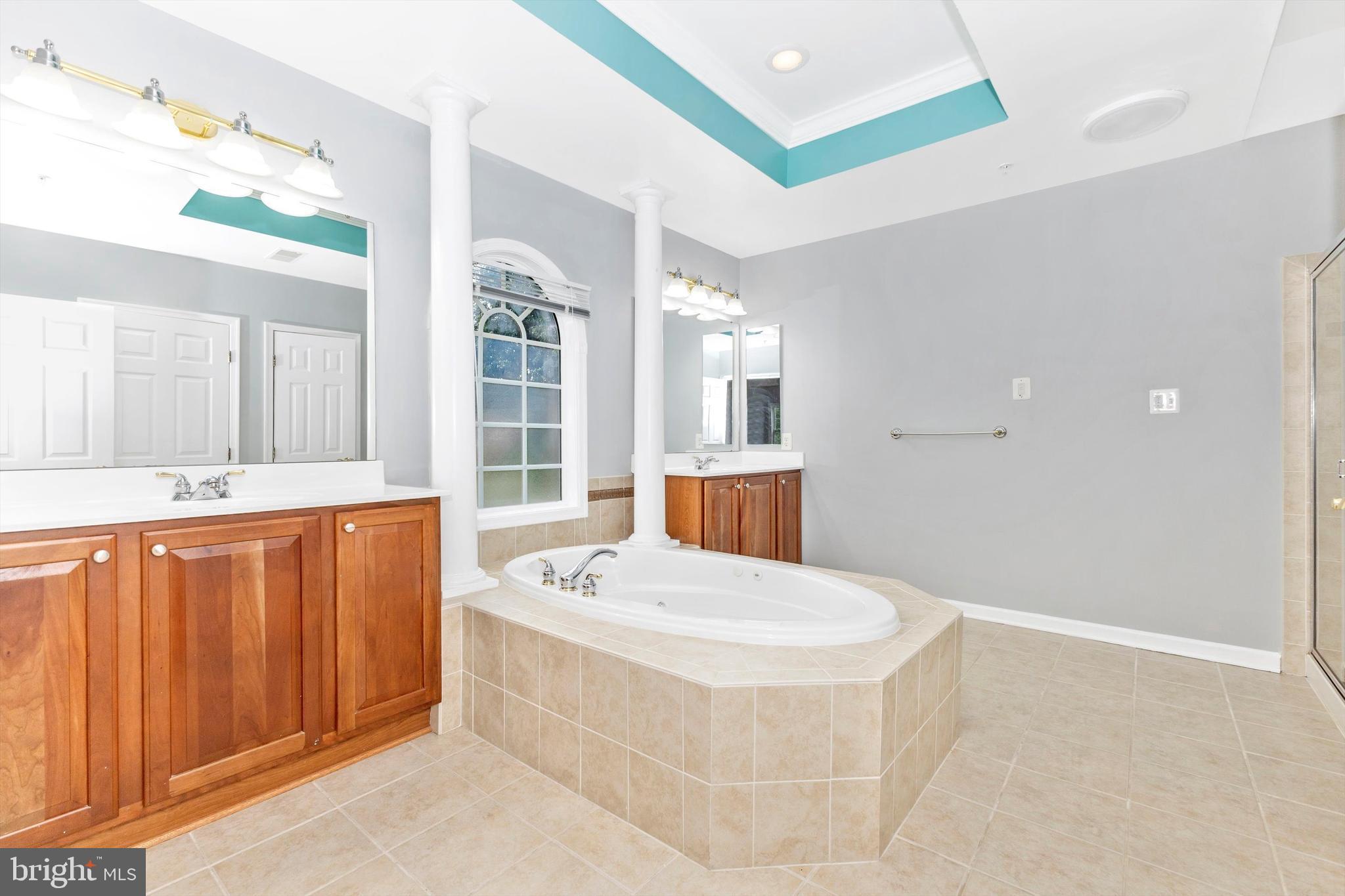 CROSS CREEK CLUB - Residential Lease