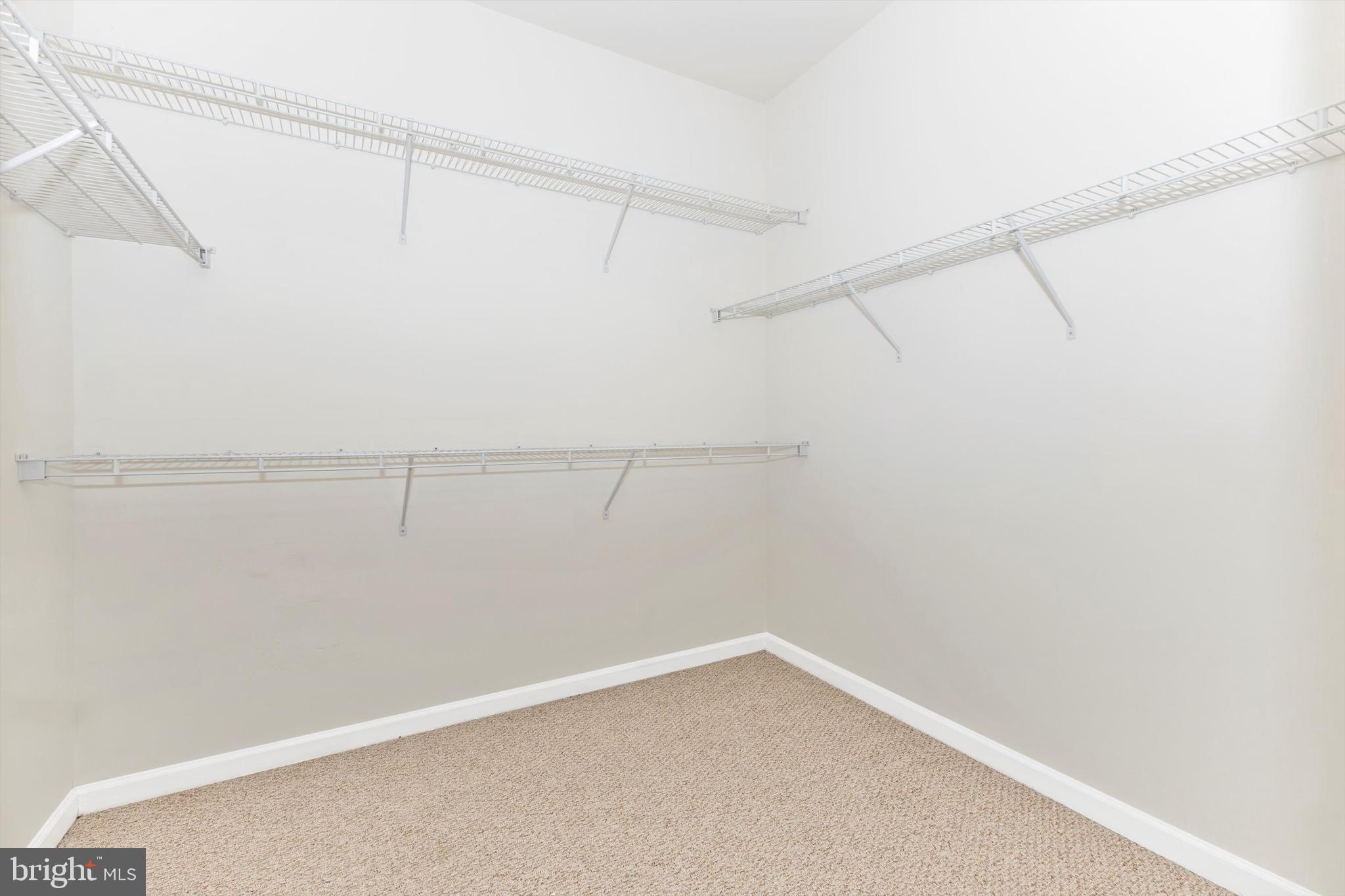 CROSS CREEK CLUB - Residential Lease