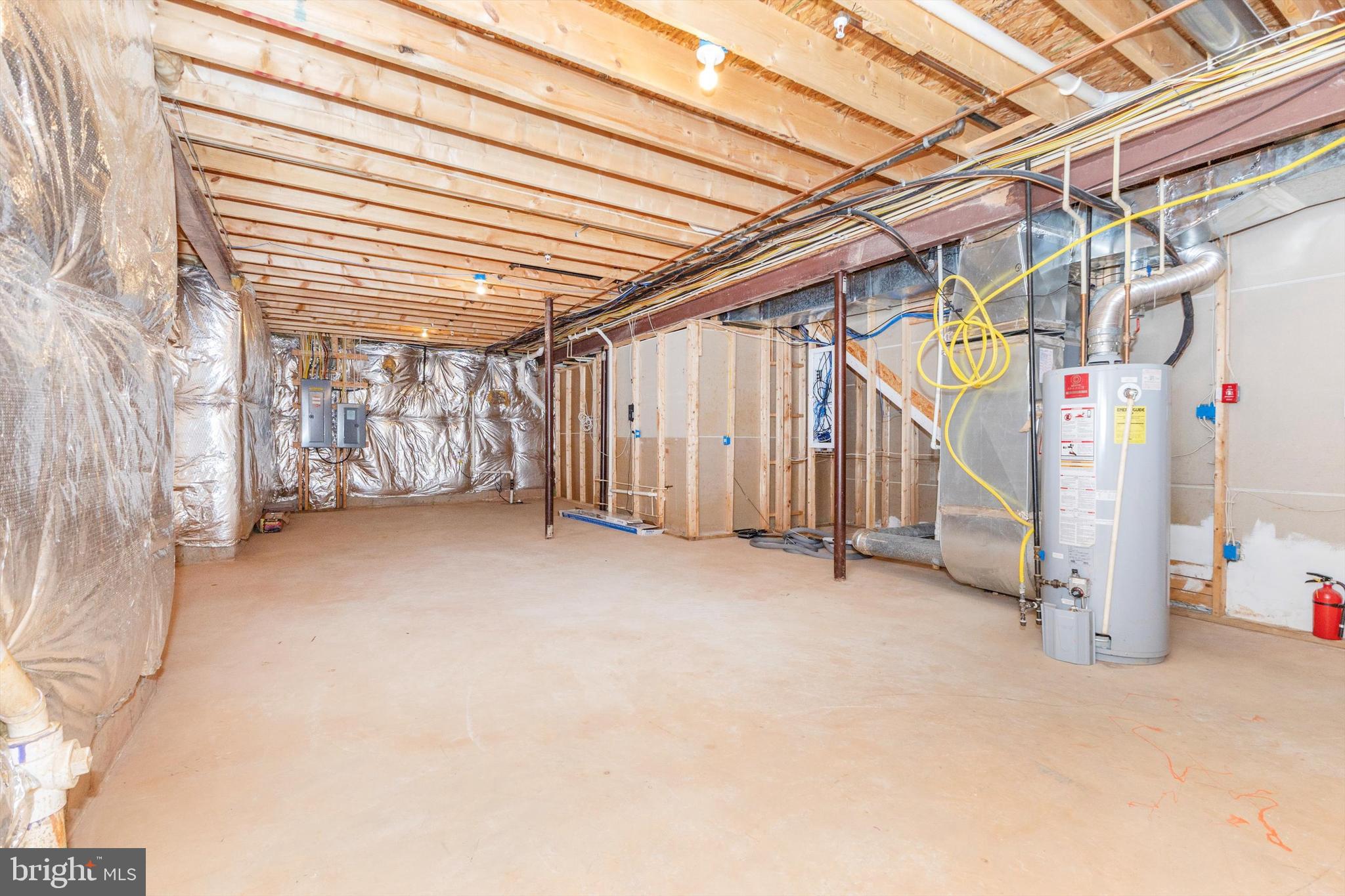 CROSS CREEK CLUB - Residential Lease