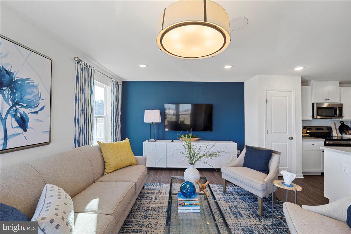 DILLON FARM - Residential