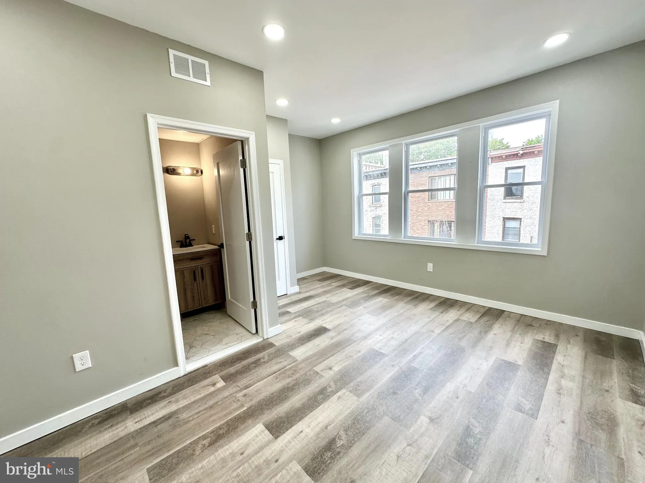 Philadelphia, Pennsylvania 19147, United States, 1 Bedroom Bedrooms, ,2 BathroomsBathrooms,Residential,Active,144598