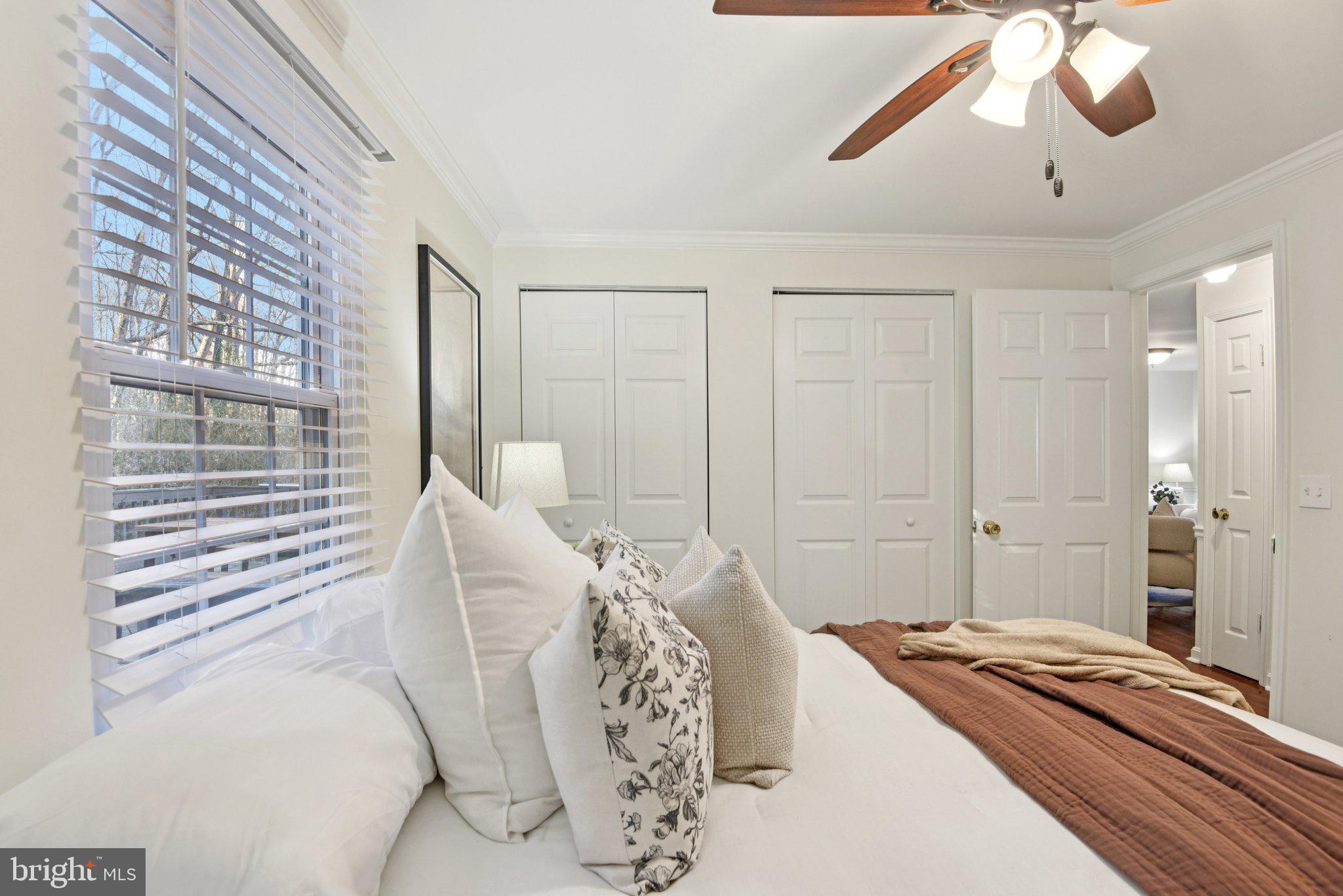 WHISPERING WOODS - Residential