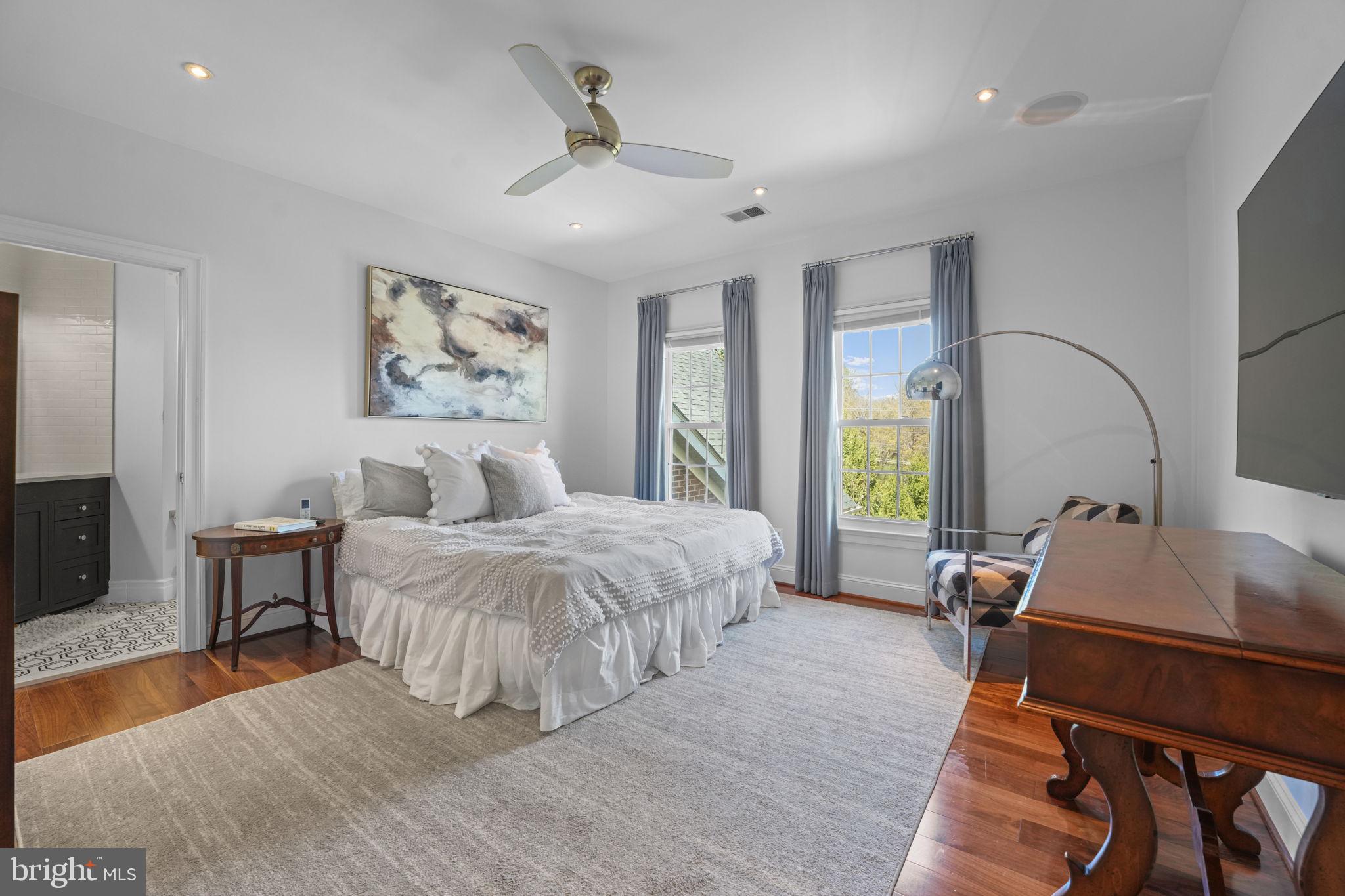 CASCADES ESTATES - Residential