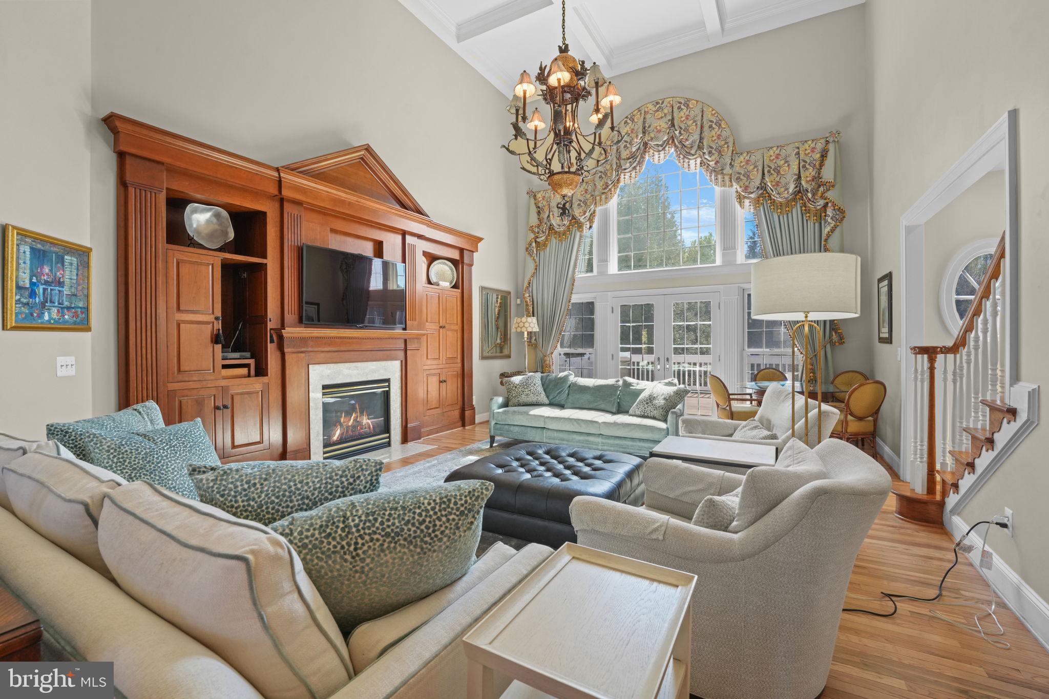 CASCADES ESTATES - Residential