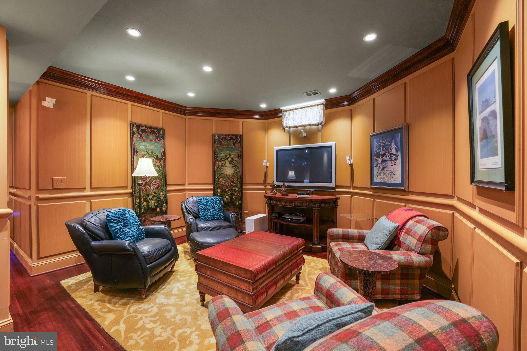 CASCADES ESTATES - Residential