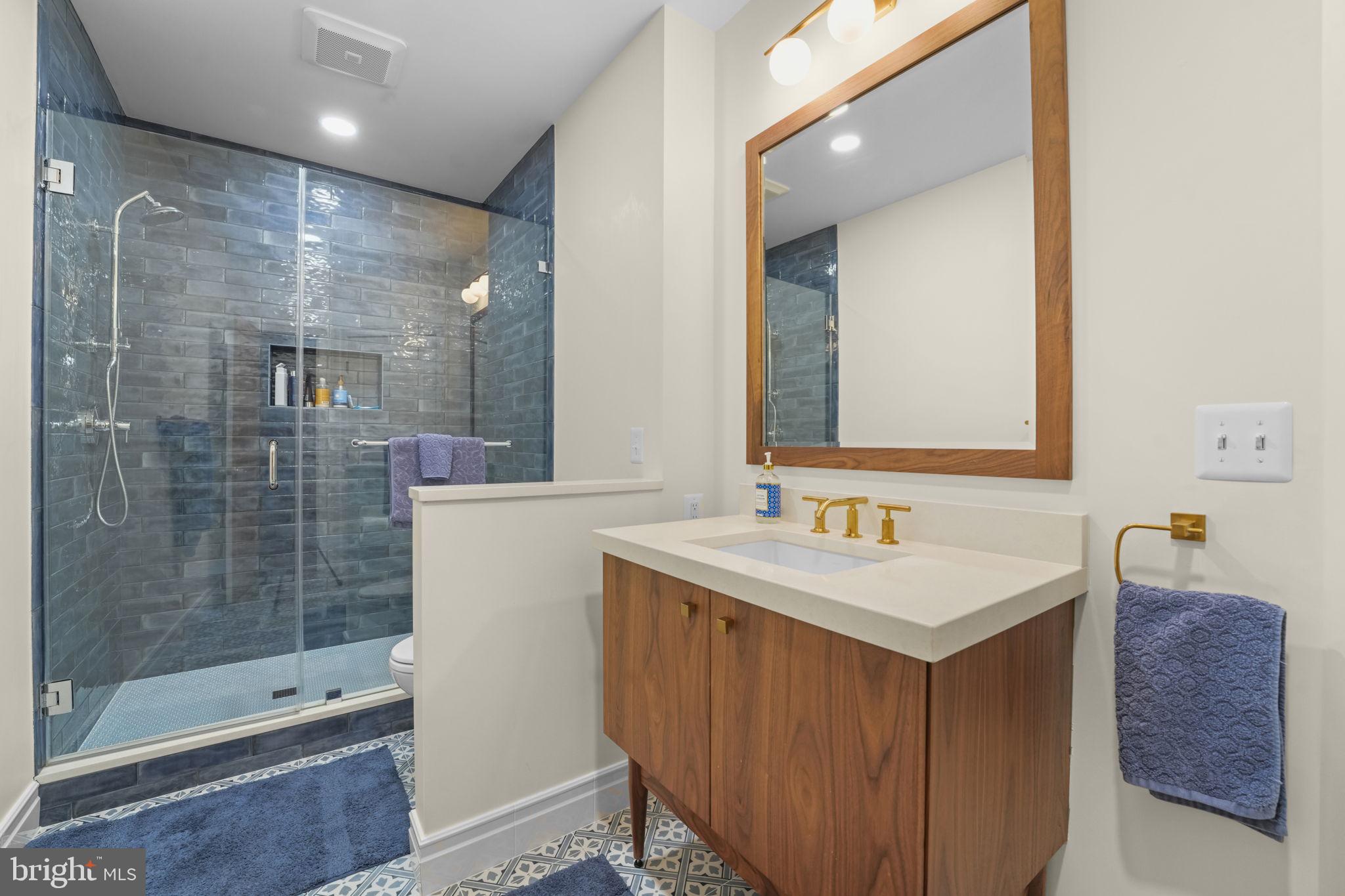 CASCADES ESTATES - Residential