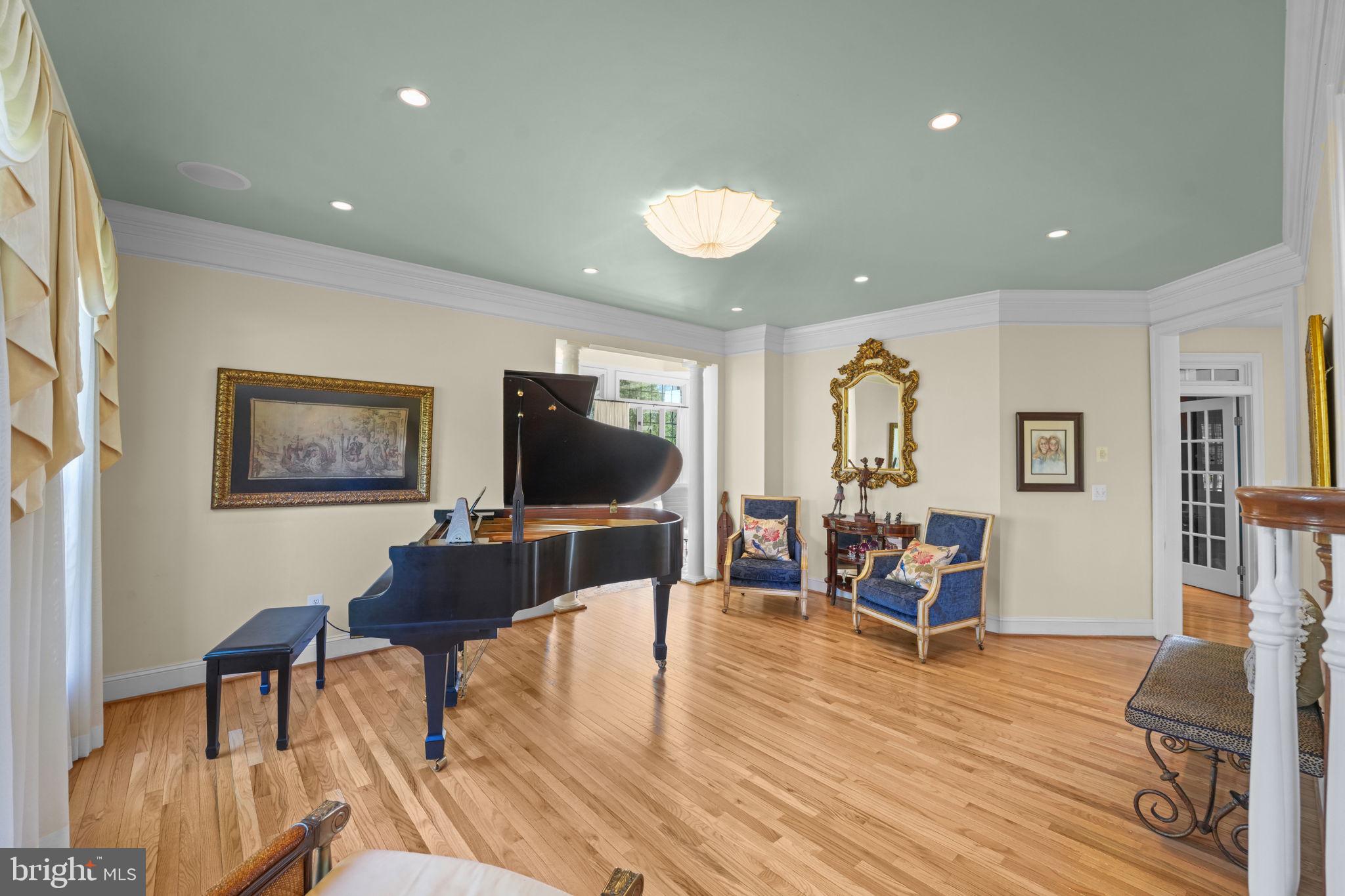 CASCADES ESTATES - Residential