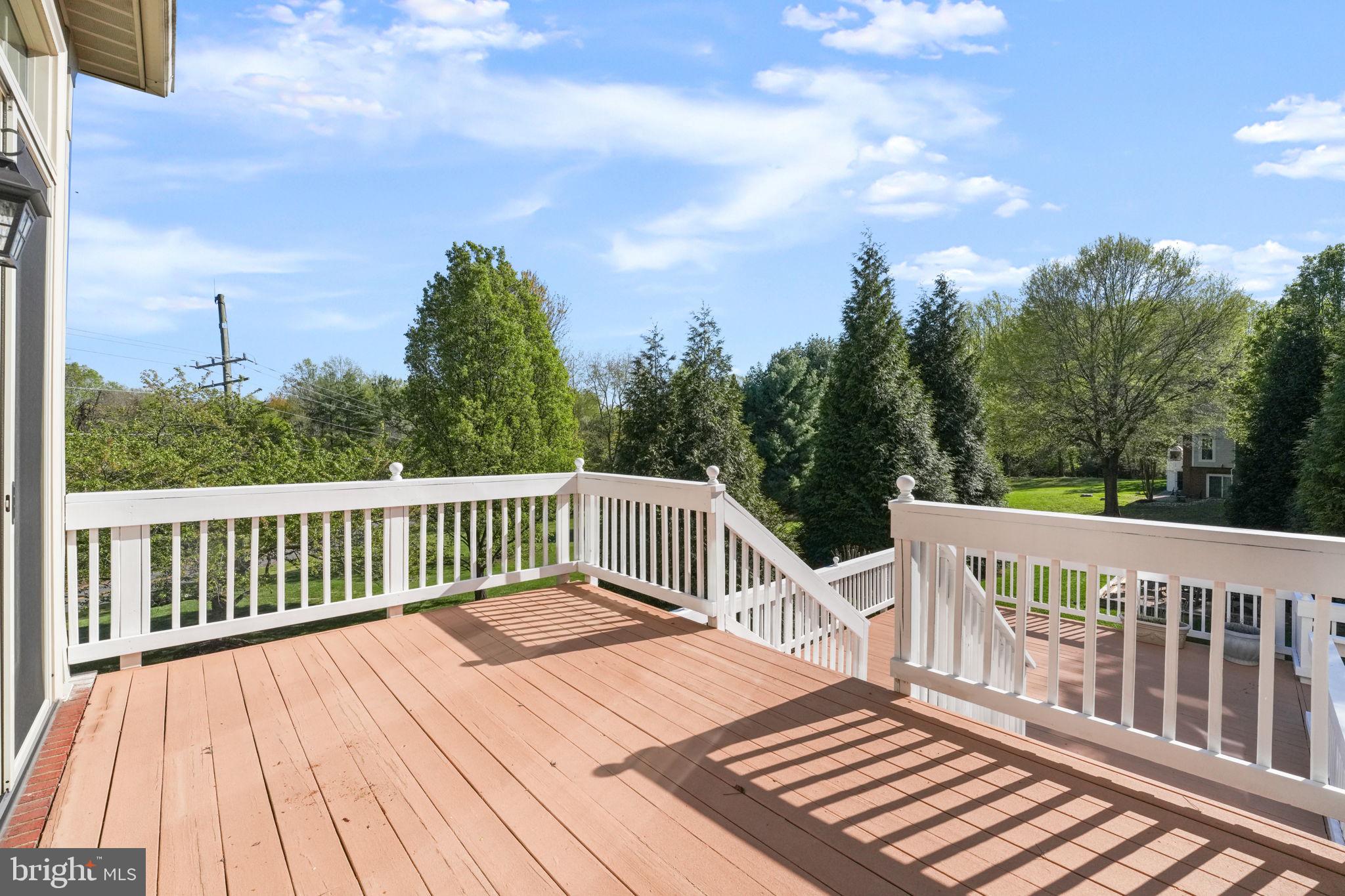 CASCADES ESTATES - Residential
