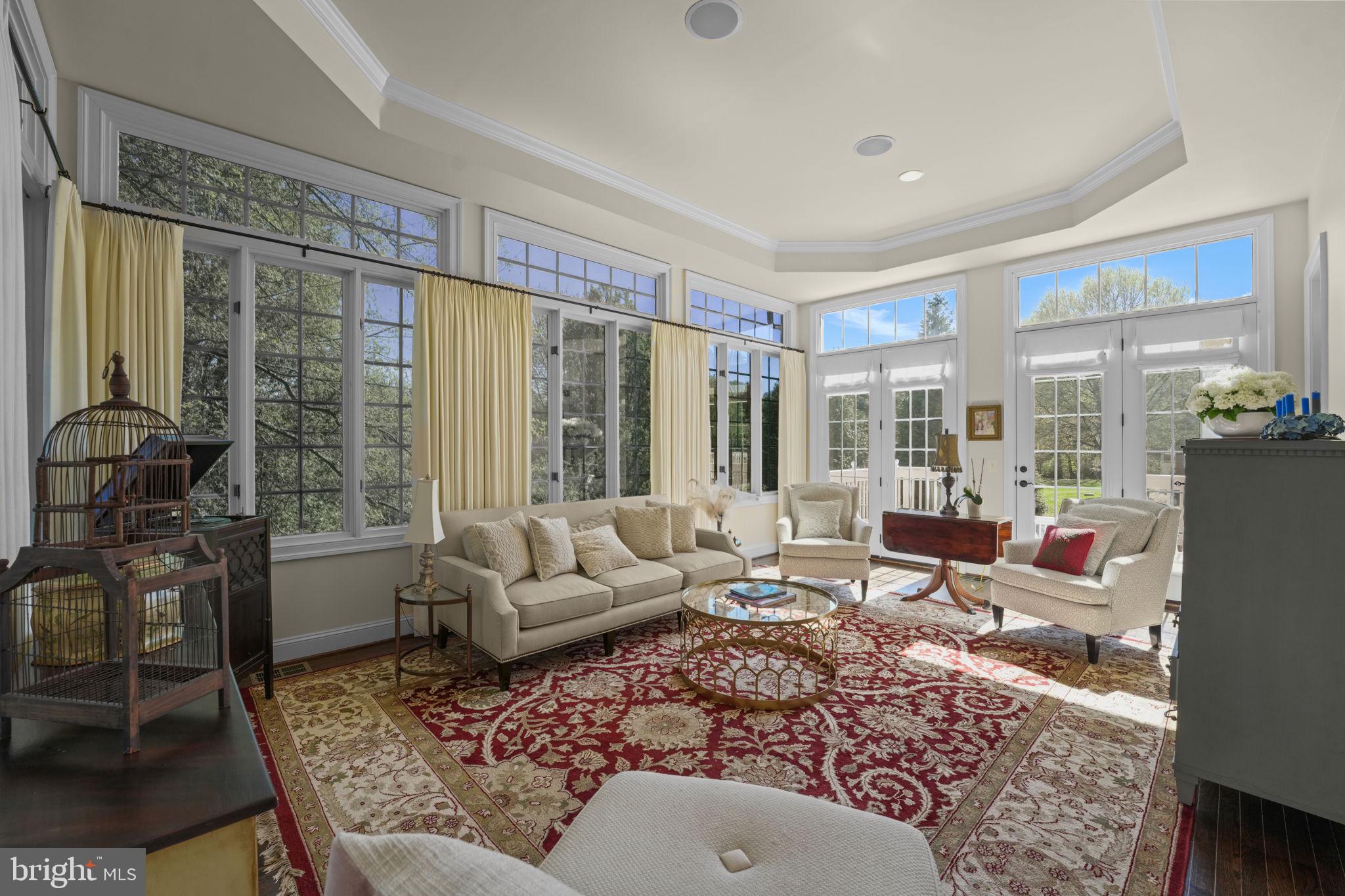 CASCADES ESTATES - Residential