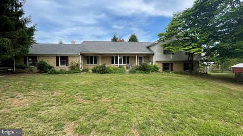 19240 WALSH FARM LANE BLUEMONT VA 20135